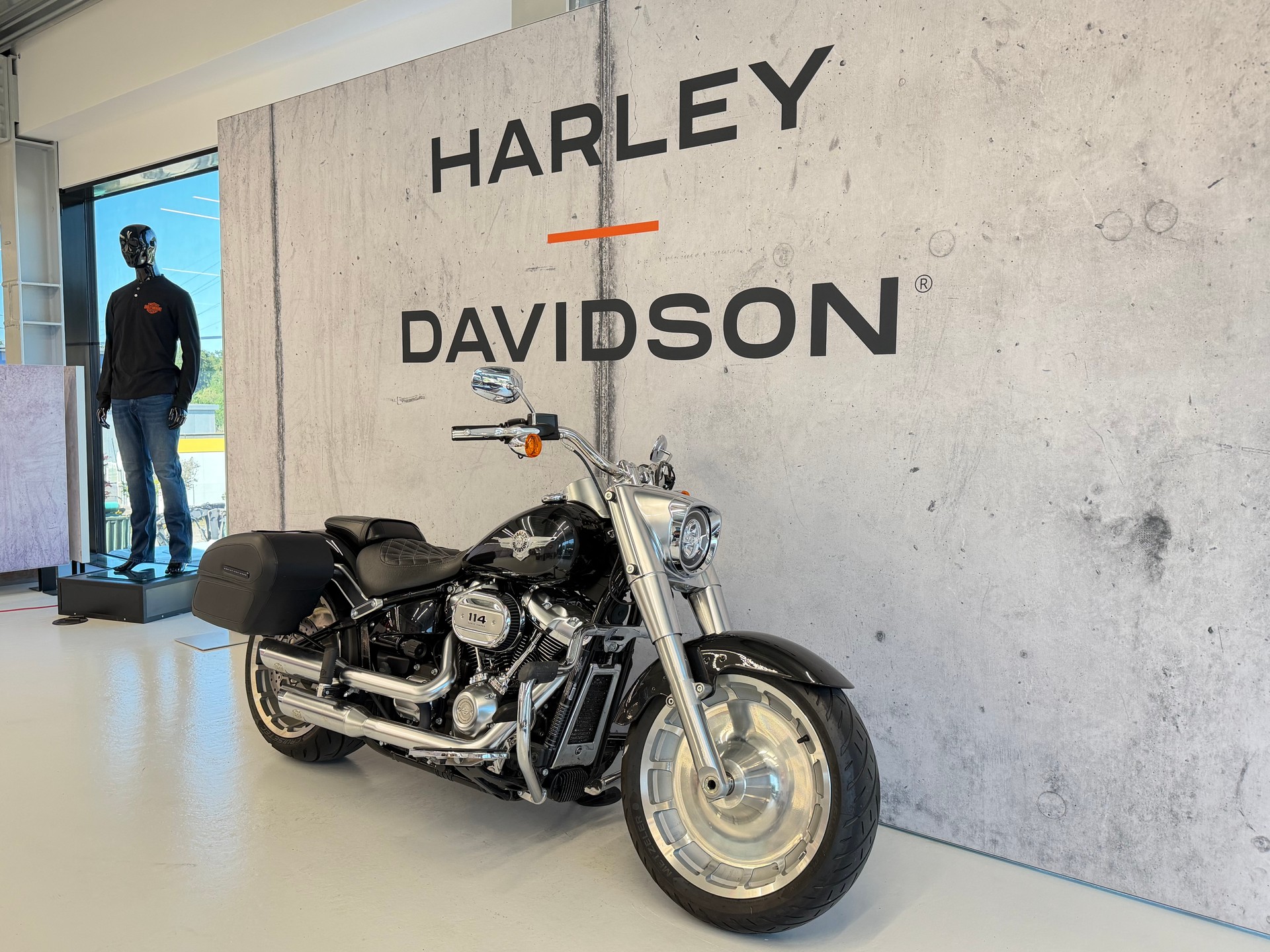 HARLEY-DAVIDSON FLFBS Fat Boy 114 ABS-showroom-element-1