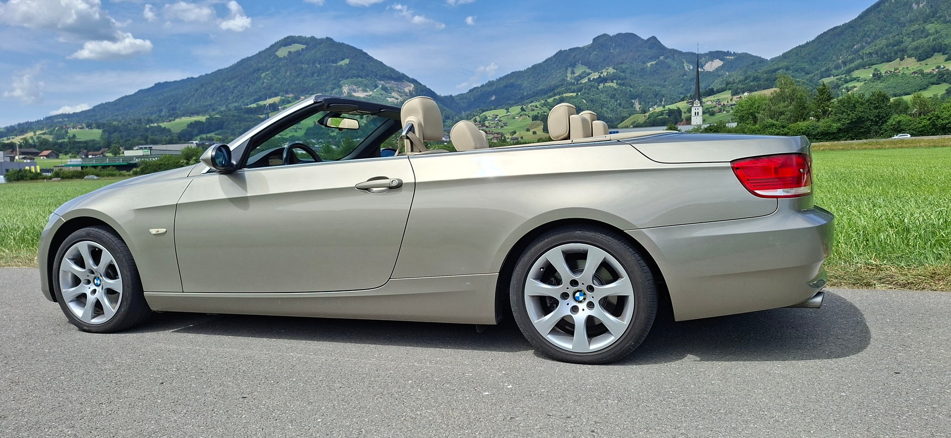 BMW 320d Cabriolet Steptronic-image-0