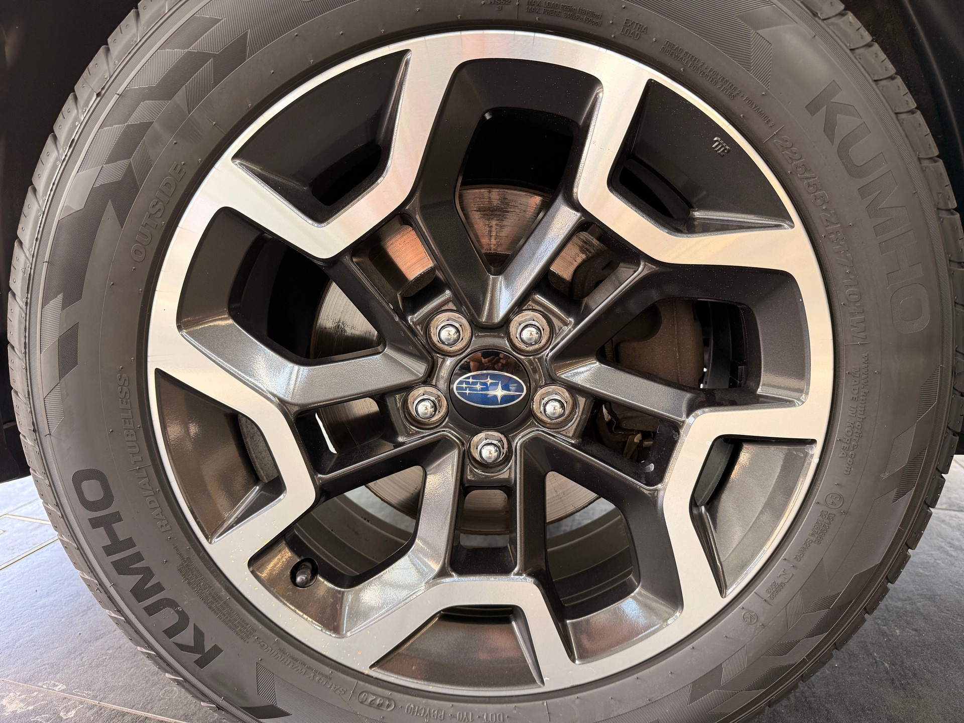 SUBARU XV 2.0 Swiss Two AWD-image-18