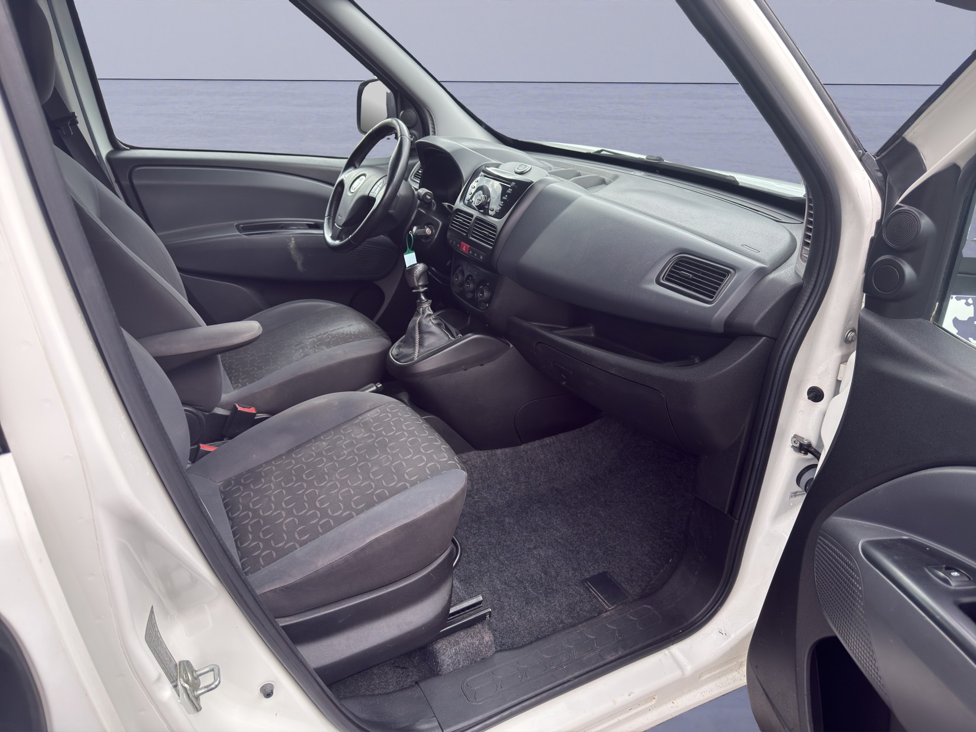 FIAT Doblò 1.4 Emotion-image-11