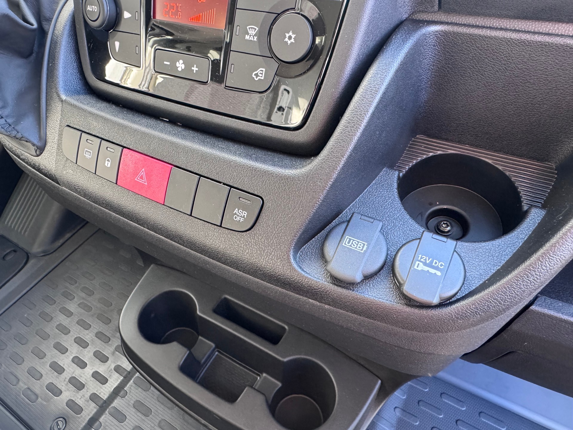 OPEL Movano 2.2 d 3,5t L2H2+3 Plätzer+Navigation+Bluetooth+Rückfahrkamera+Flügeltüren hinten 270°+Lederlenkrad+DAB+1'197 kg Nutzlast+-image-14