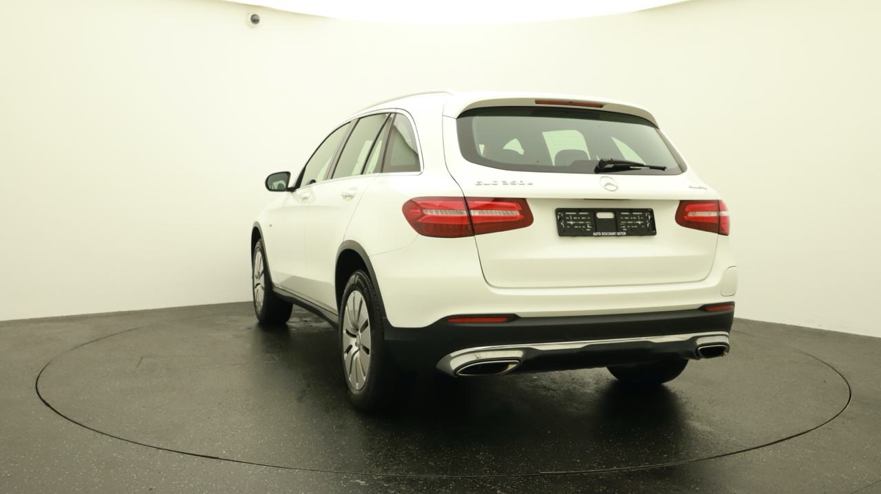 MERCEDES-BENZ GLC 350 e 4Matic 7G-Tronic-image-3