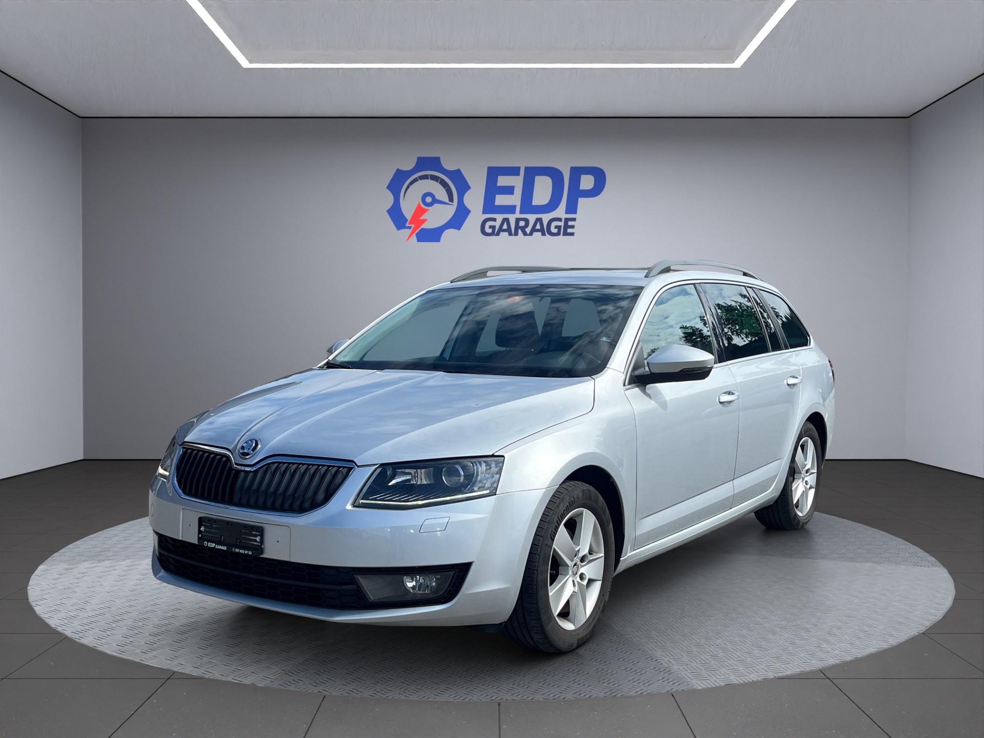 SKODA Octavia Combi 2.0 TDI Elegance DSG-showroom-element-1