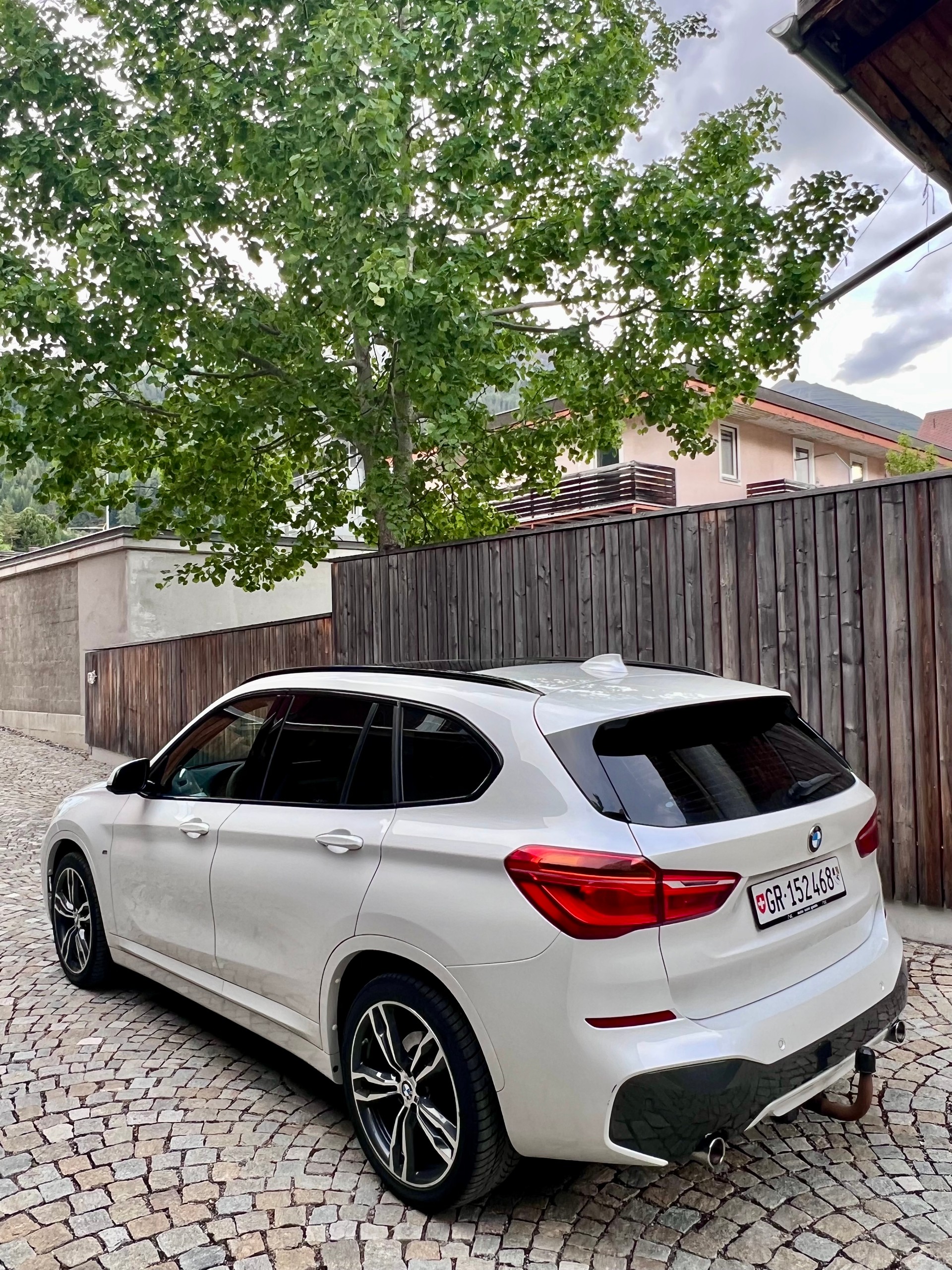 BMW 20d xDrive-image-1