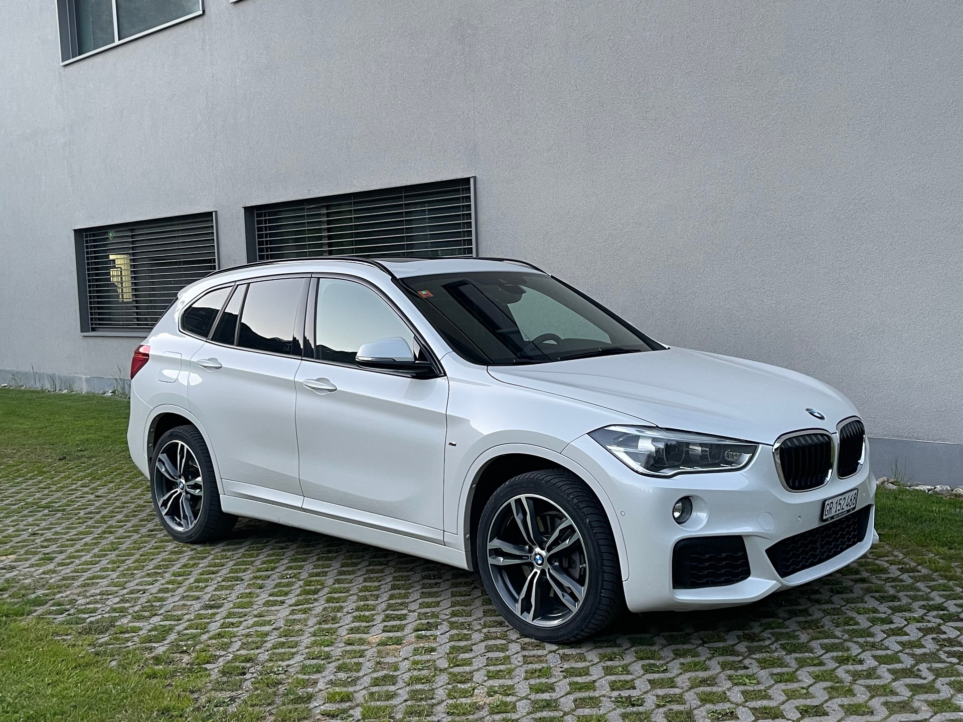 BMW 20d xDrive-image-0