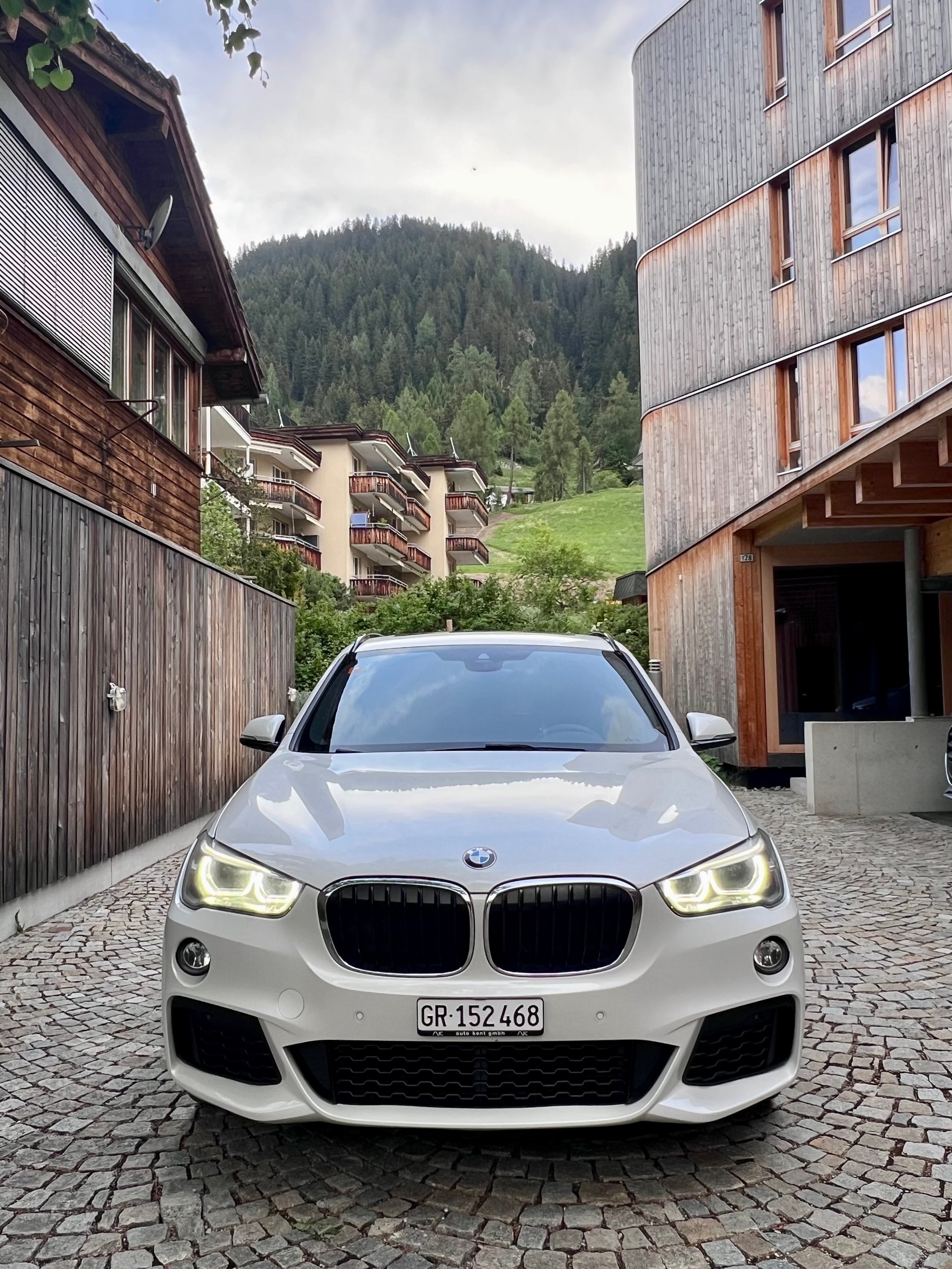BMW 20d xDrive-image-2