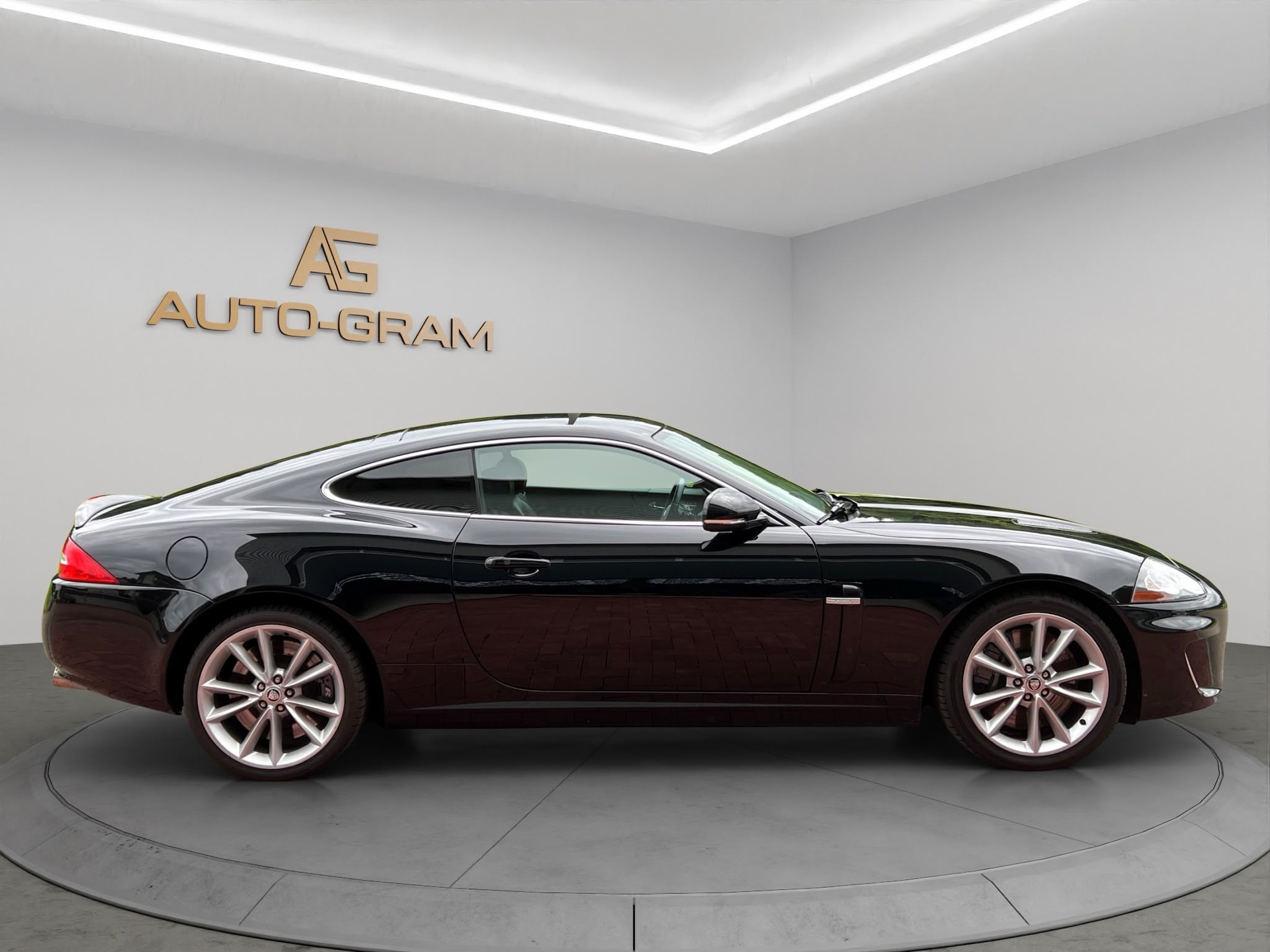 JAGUAR XKR 5.0 V8 SC Automatic-image-5