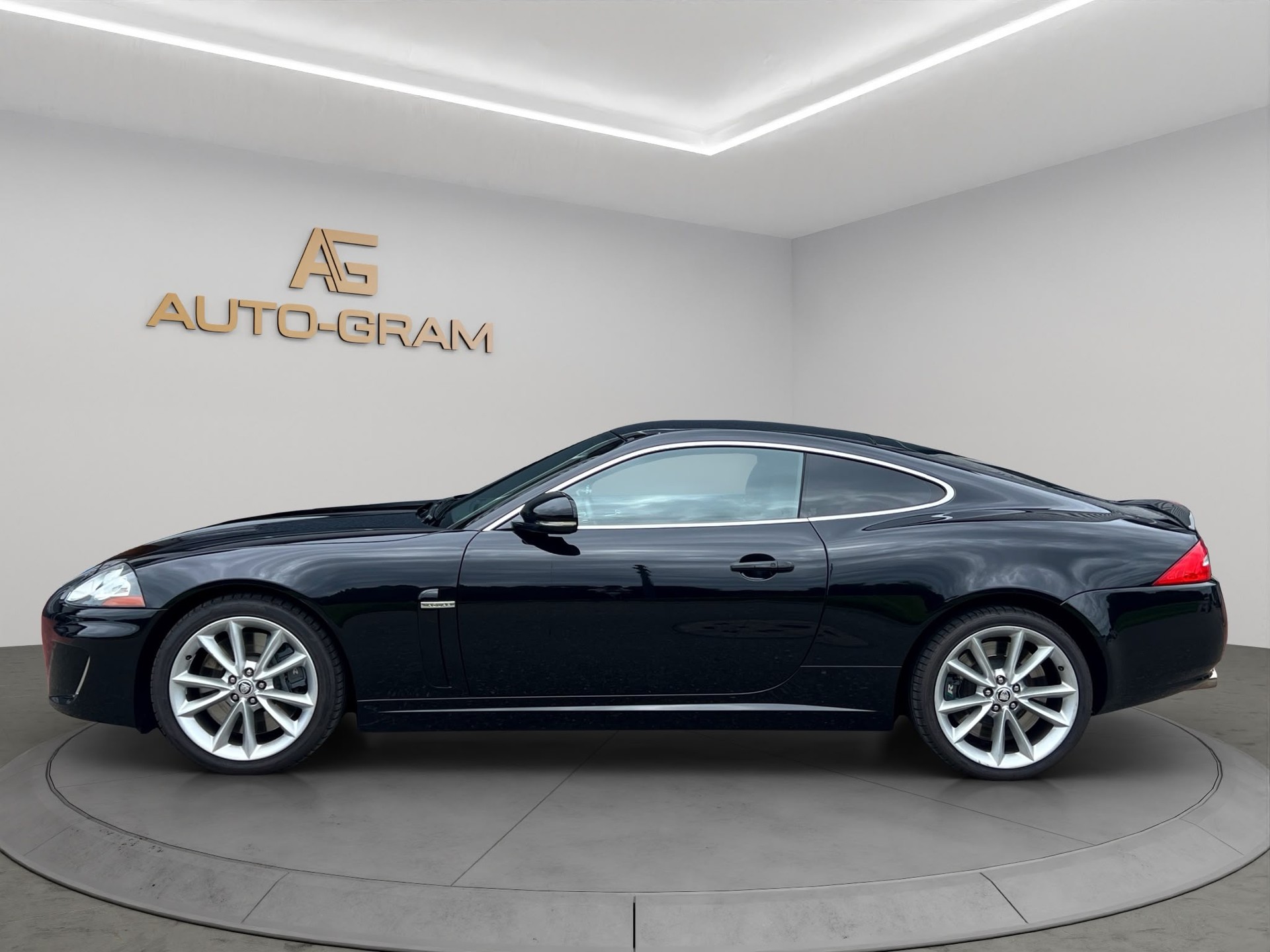 JAGUAR XKR 5.0 V8 SC Automatic-image-9