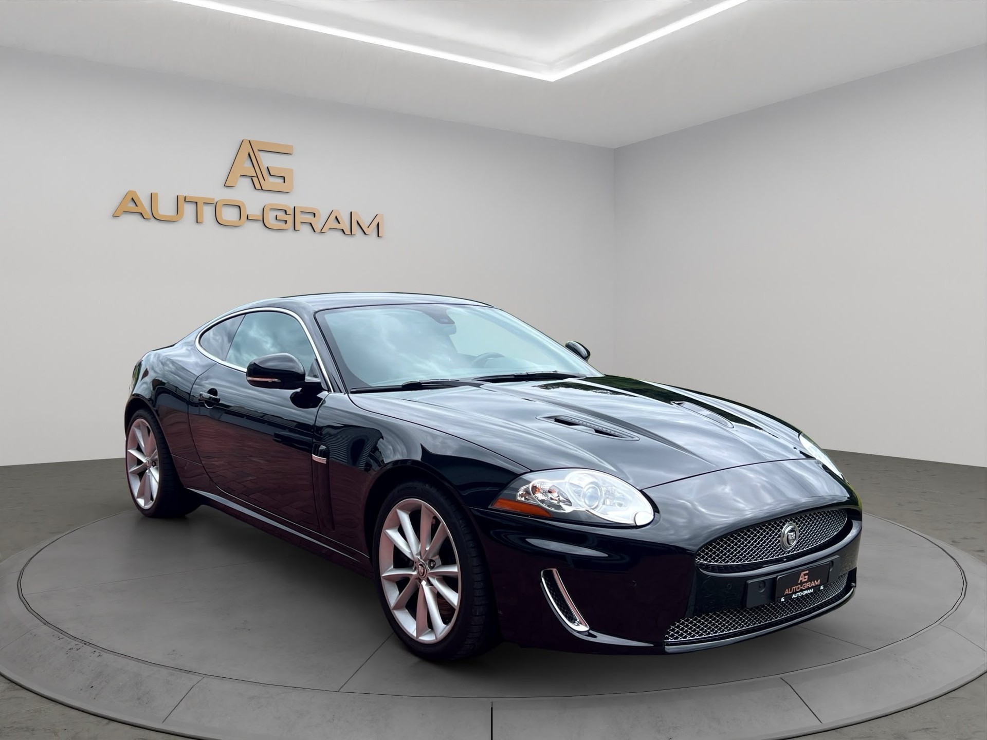 JAGUAR XKR 5.0 V8 SC Automatic-image-6