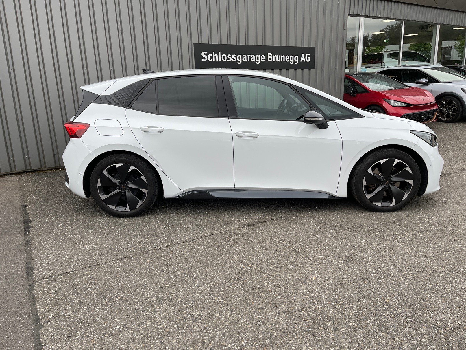 CUPRA Born 77 kWh e-Boost-image-1
