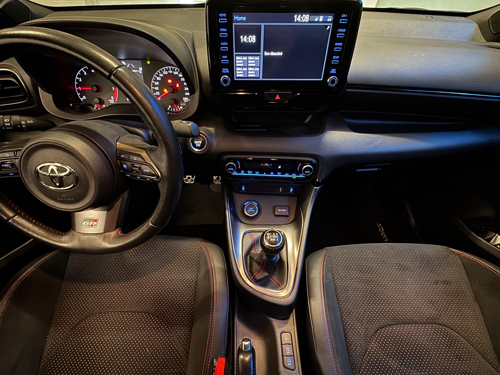 TOYOTA Yaris 1.6 GR Sport-image-14