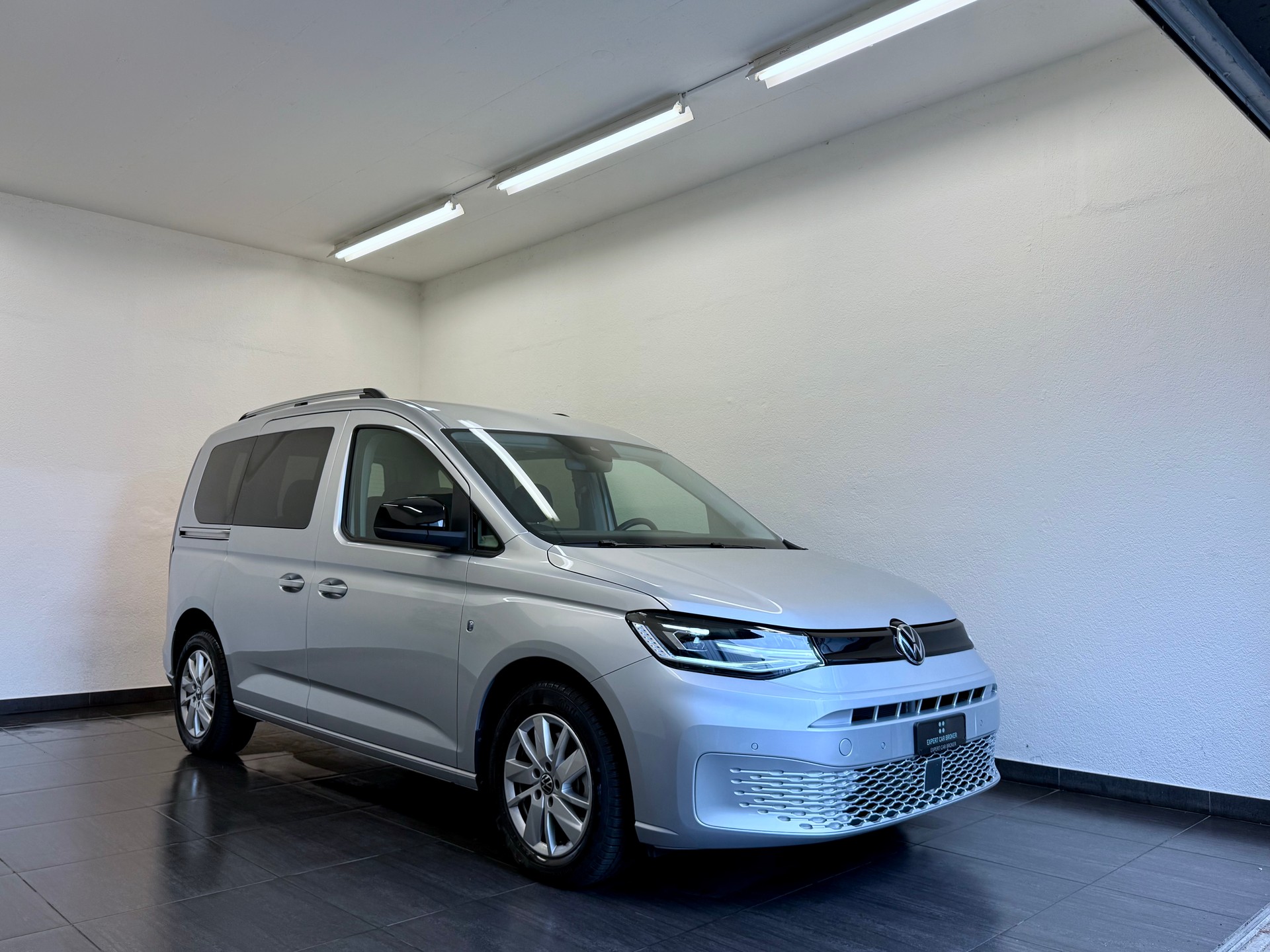 VW Caddy 1.5 TSI Liberty DSG-image-1