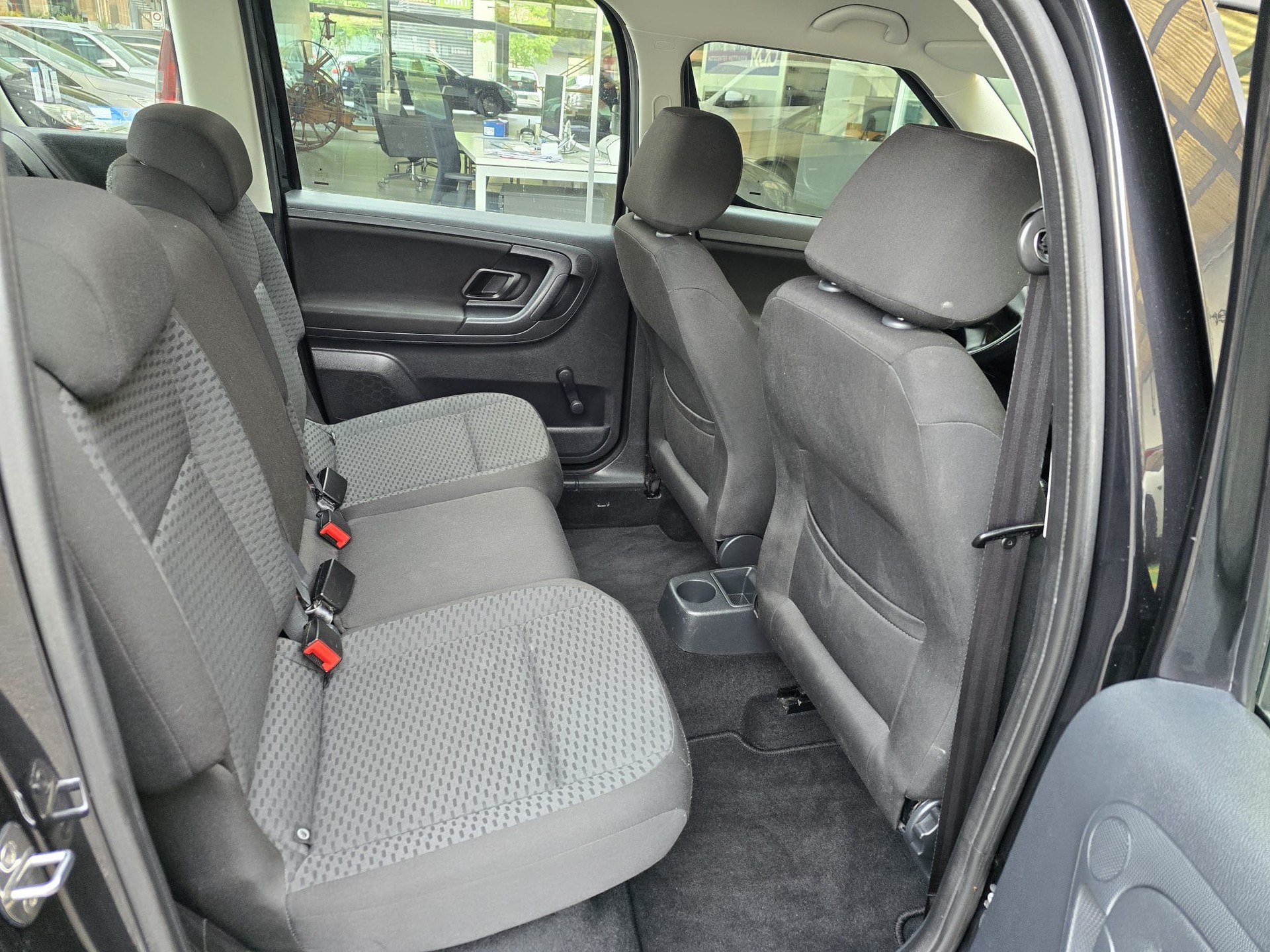 SKODA Roomster 1.2 TSI Elegance DSG-image-14