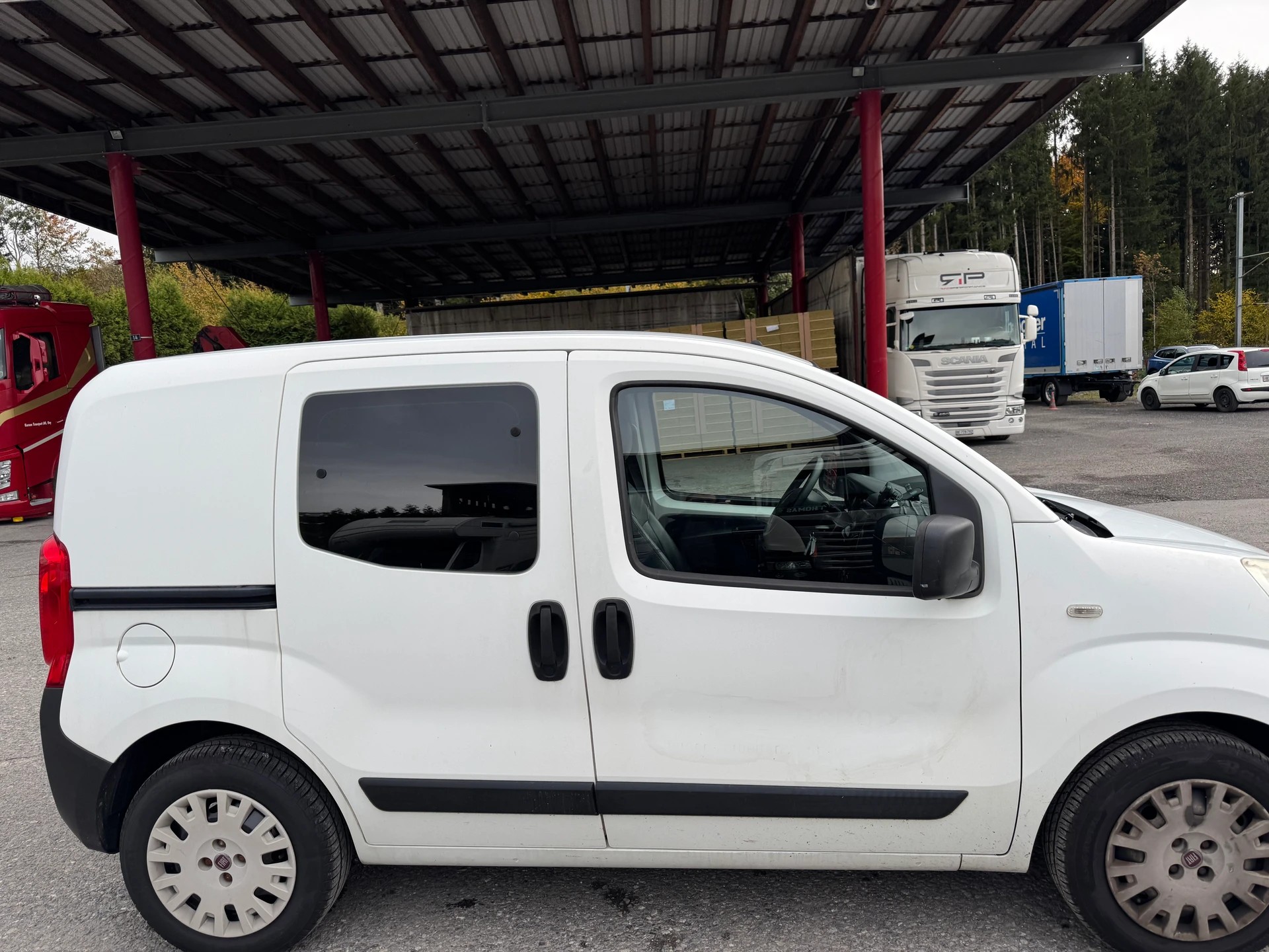 FIAT Fiorino 1.3 MJ Base-image-1