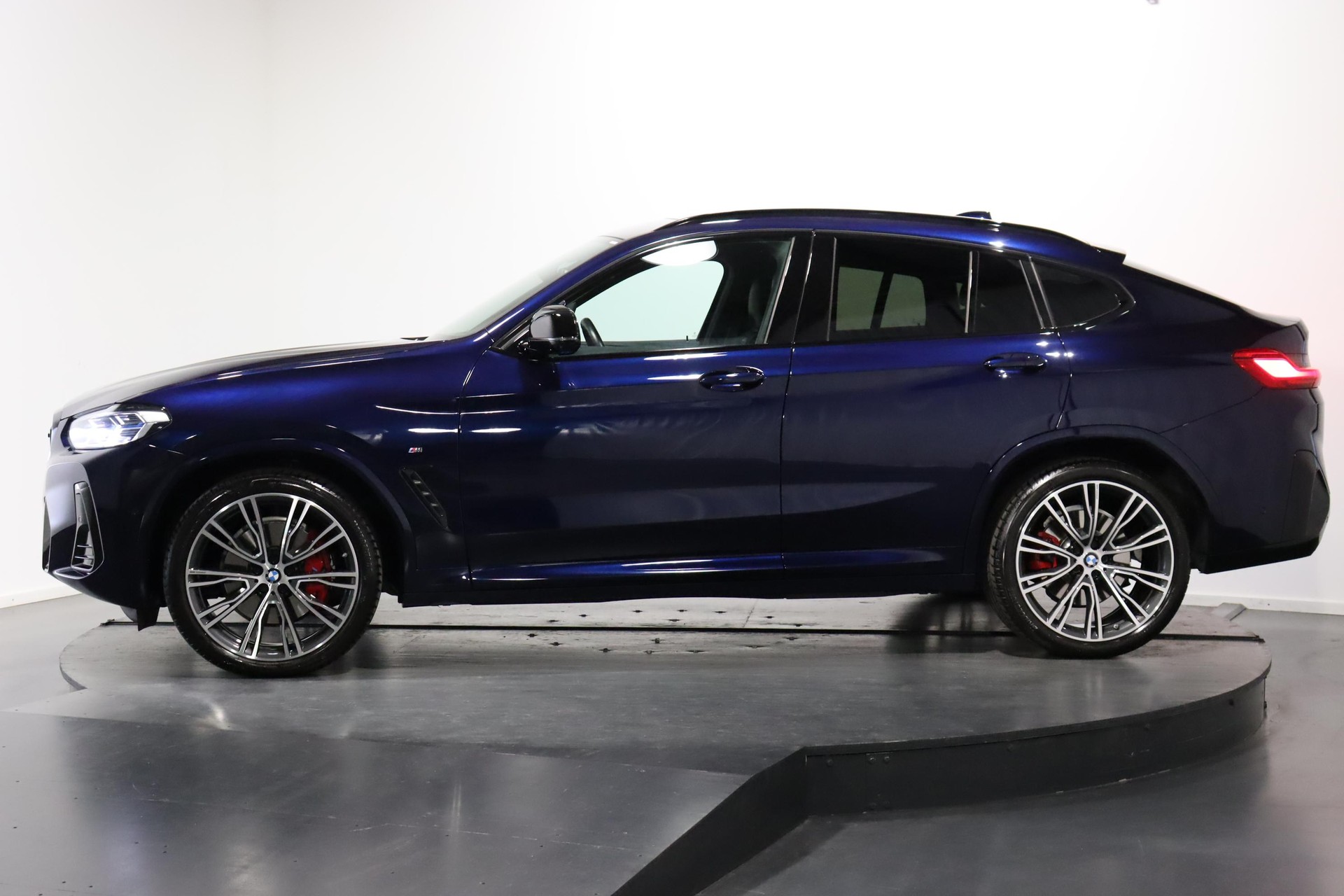 BMW X4 M40d-image-1