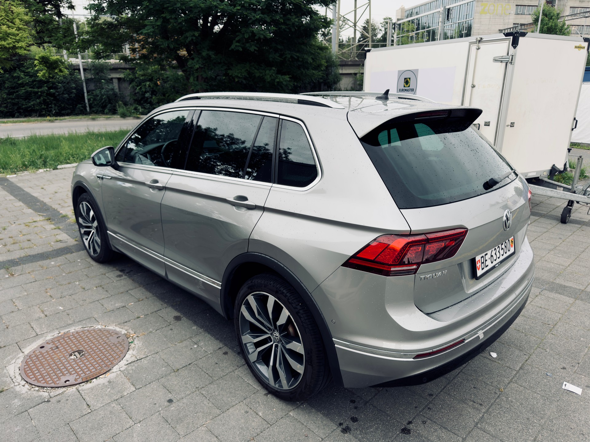 VW 2.0 TDI SCR Highline DSG (R-Line)-image-1