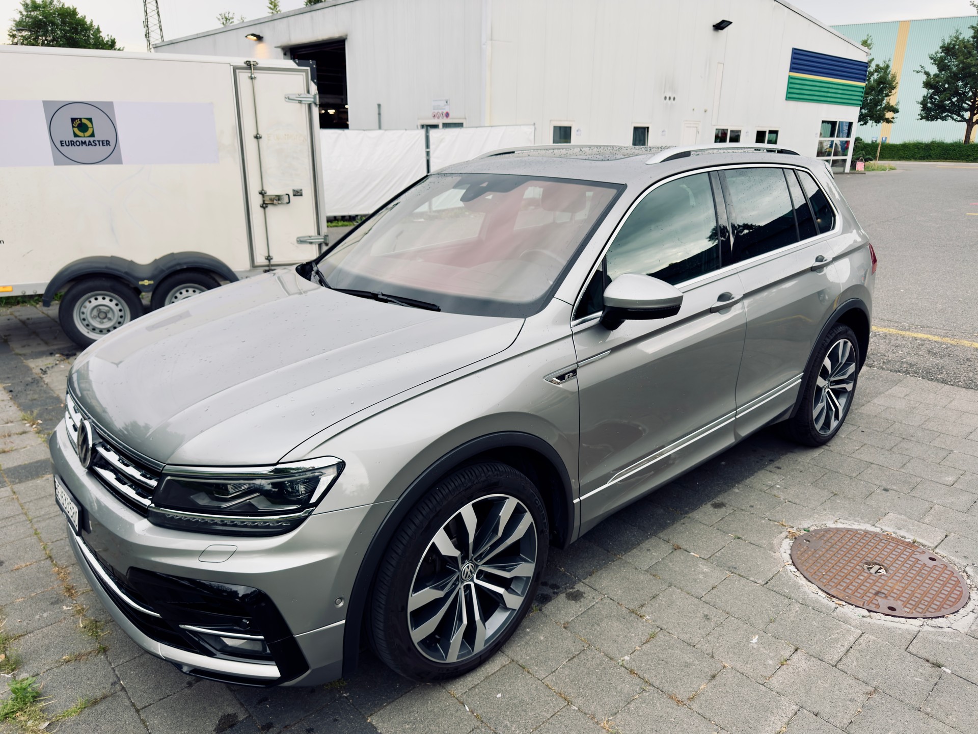 VW 2.0 TDI SCR Highline DSG (R-Line)-image-0