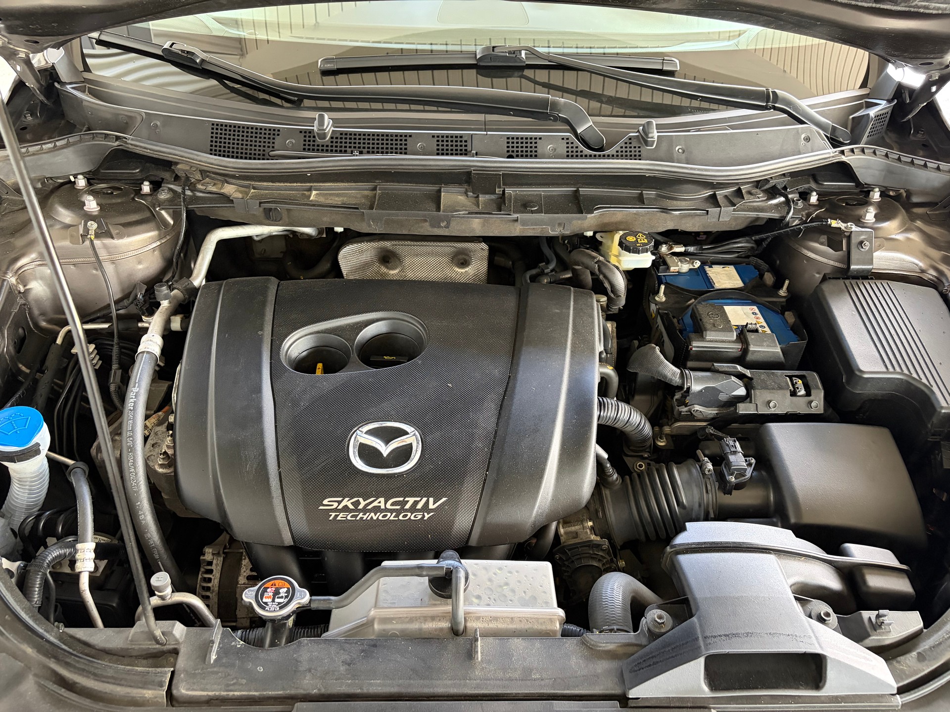 MAZDA CX-5 2.5 Revolution AWD Skyactive-G Automatic-image-12
