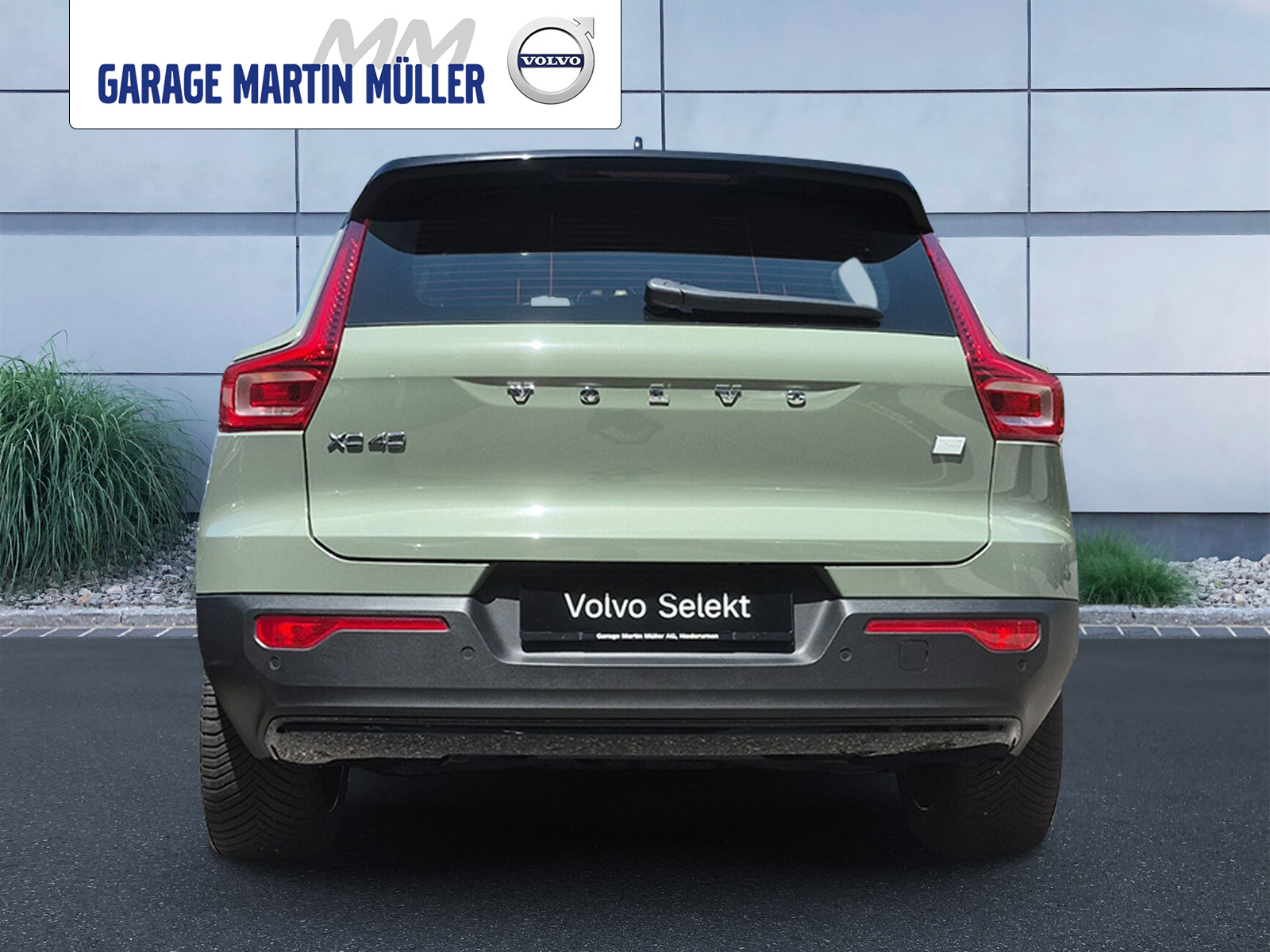 VOLVO XC40 P8 Twin Pro AWD-image-3