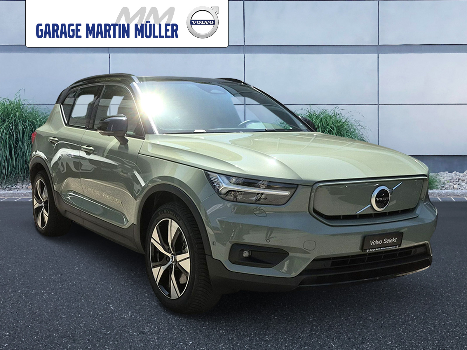 VOLVO XC40 P8 Twin Pro AWD-image-6