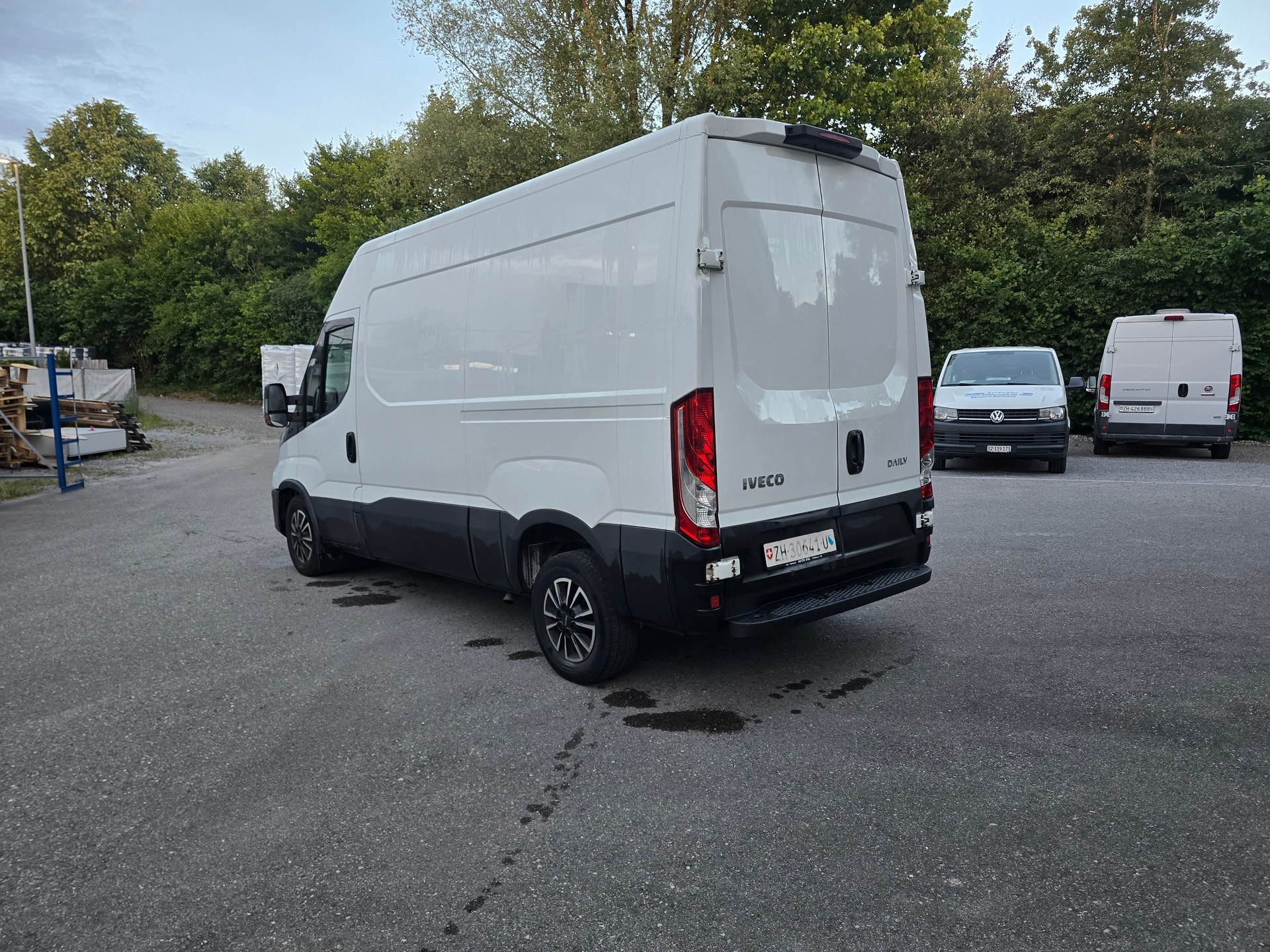 IVECO 33 S 12 V-image-6