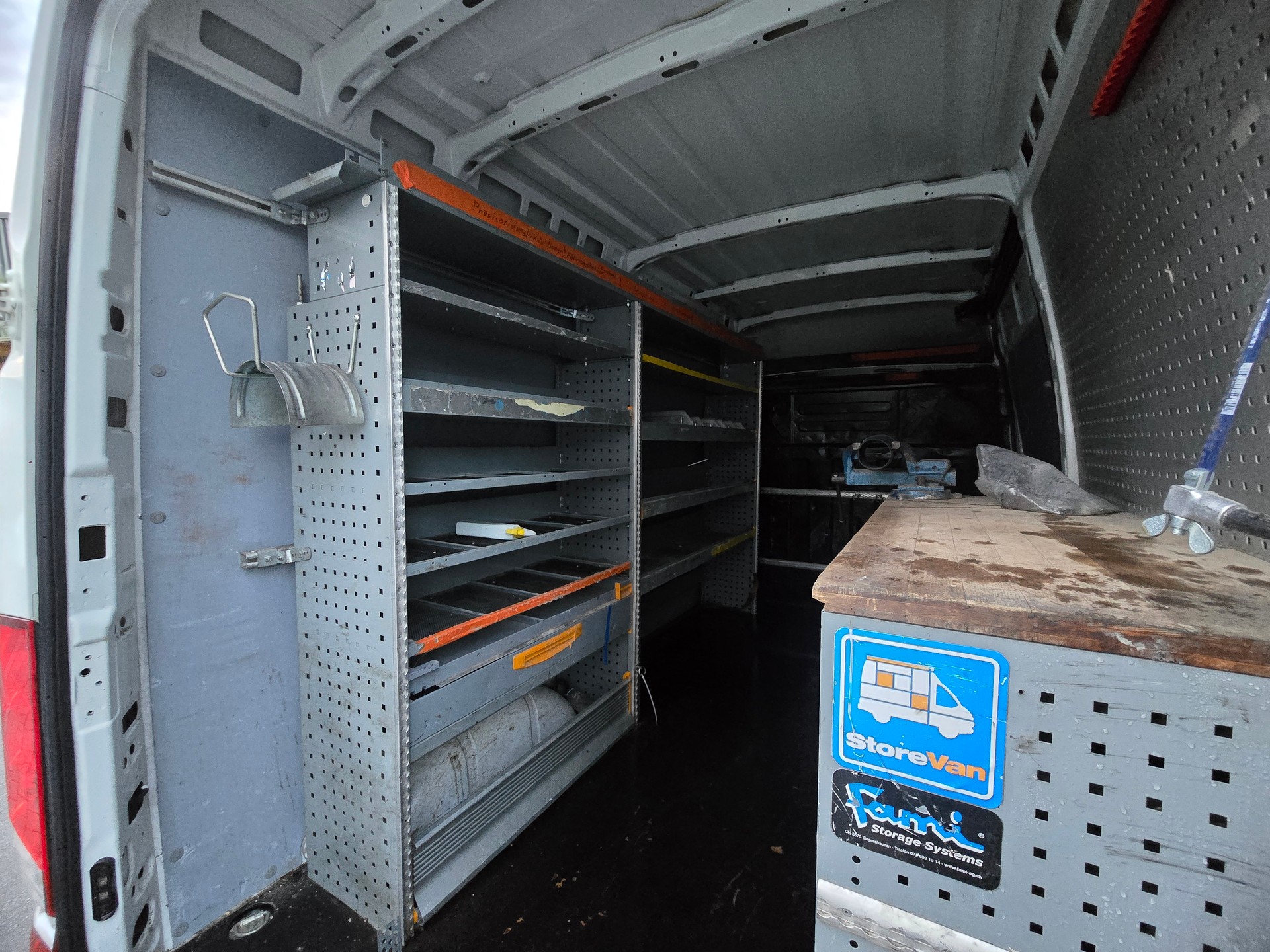IVECO 33 S 12 V-image-10