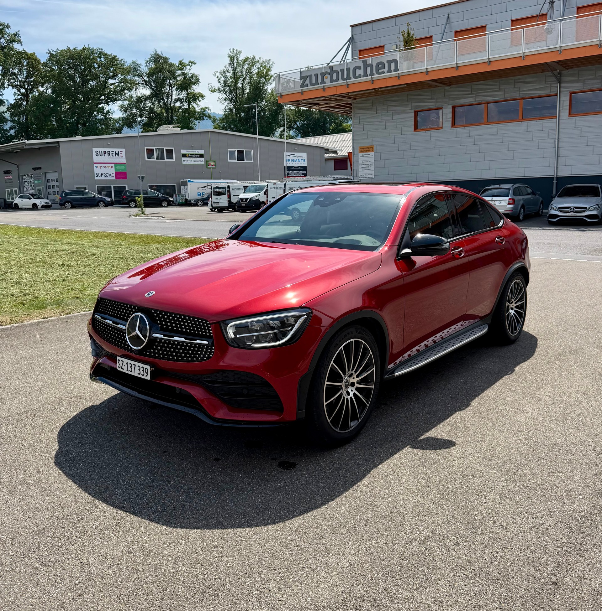 MERCEDES-BENZ GLC 300 AMG Line 4m-image-0