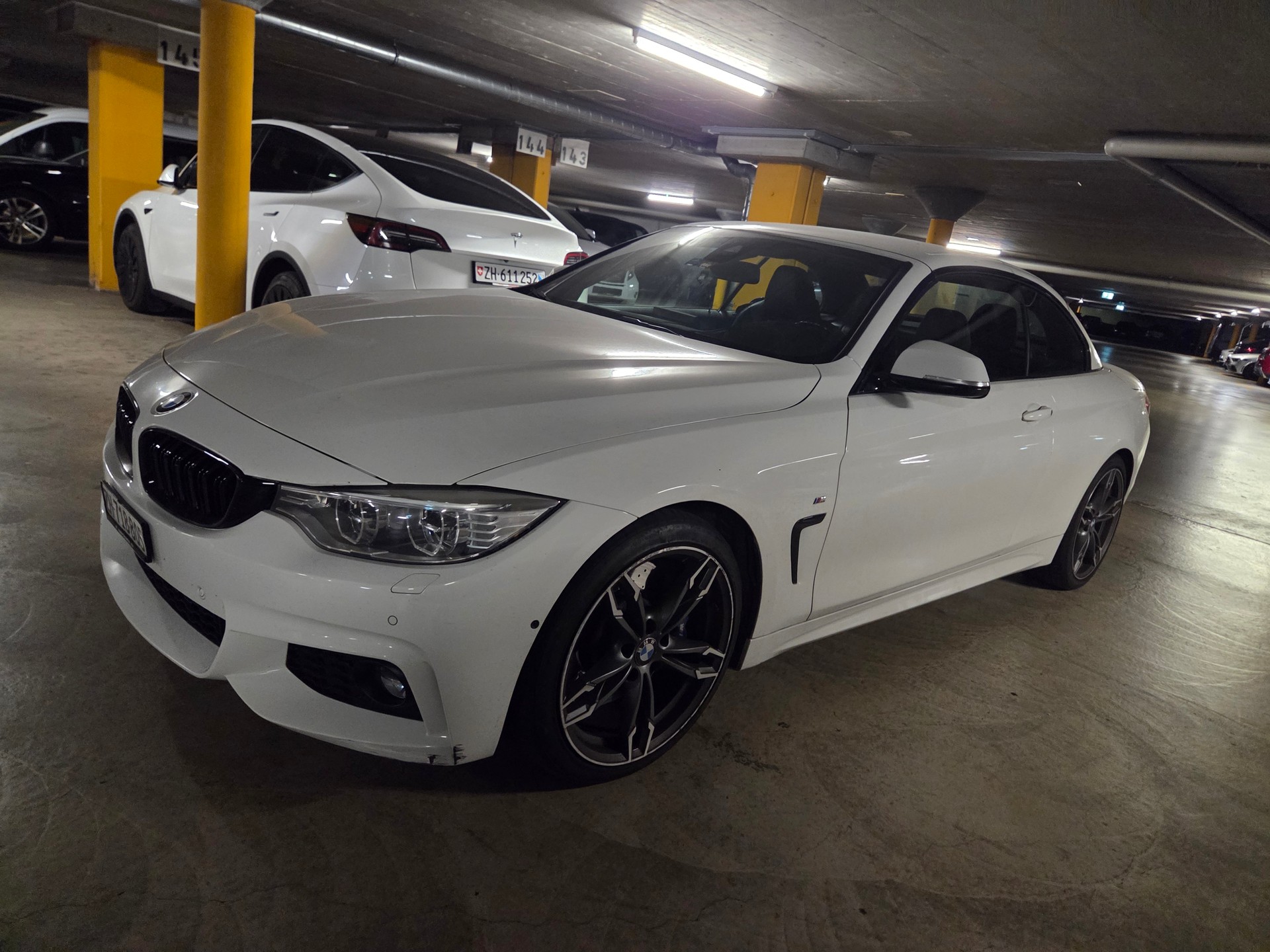 BMW 428i Cabriolet Sport Line-image-2