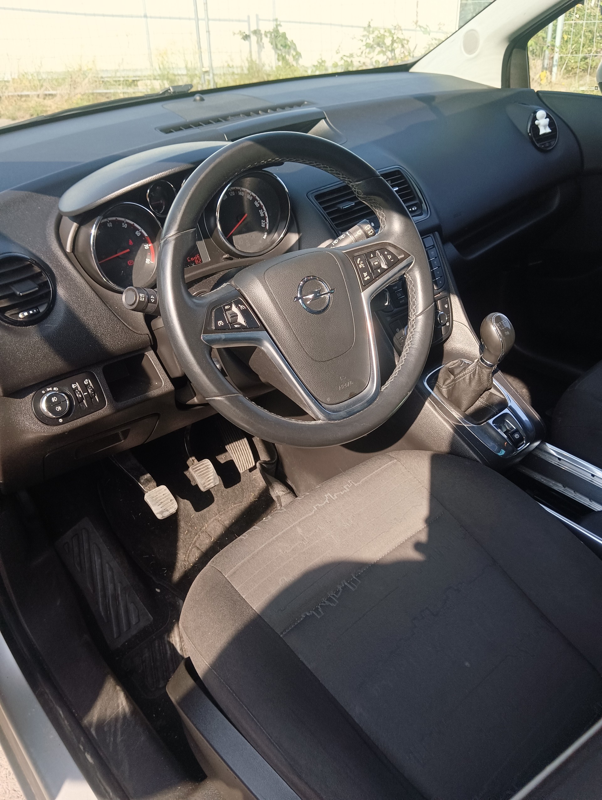 OPEL Meriva 1.4 Turbo Enjoy-image-6