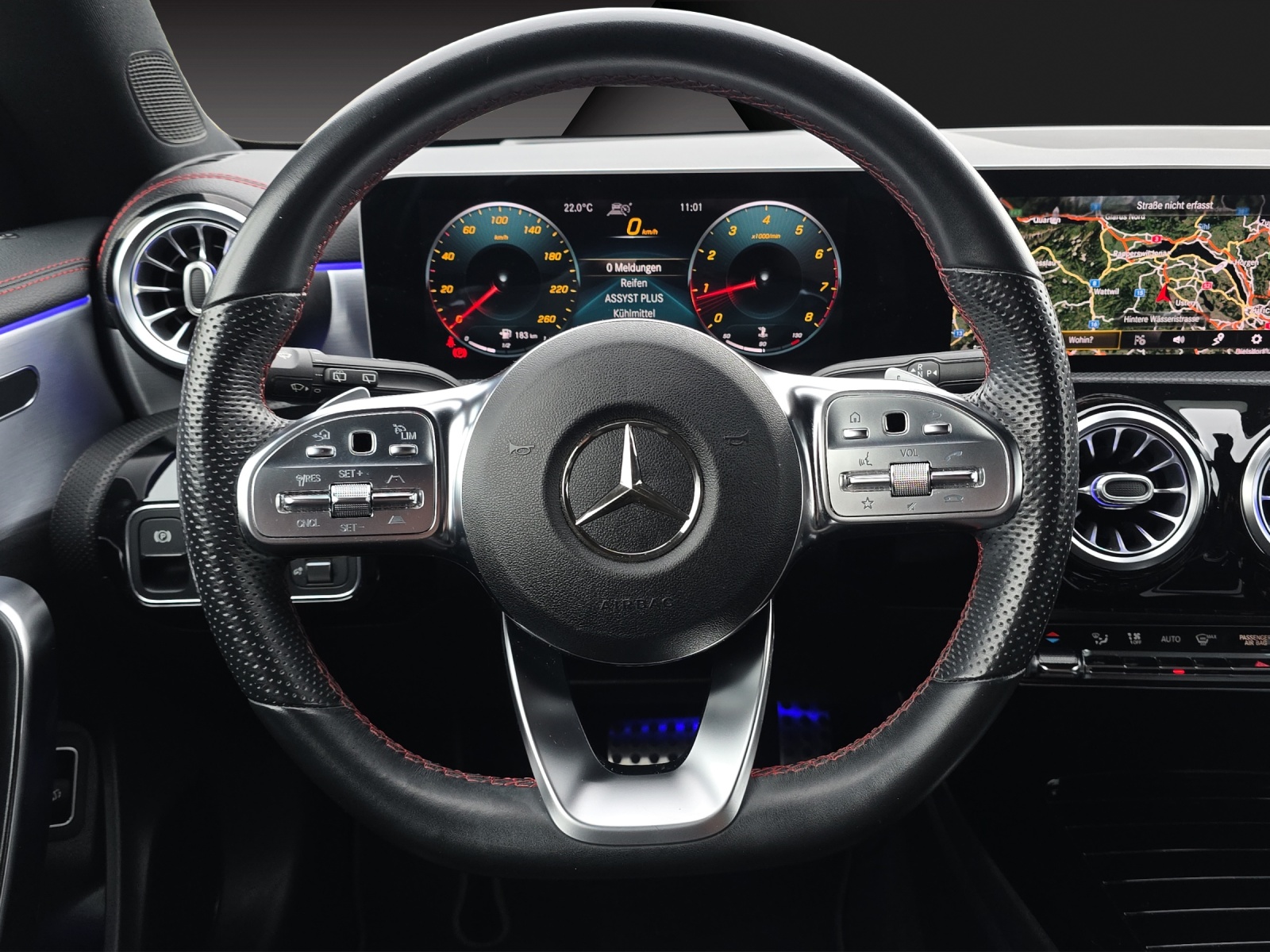 MERCEDES-BENZ CLA Shooting Brake 200 AMG Line 7G-DCT-image-8
