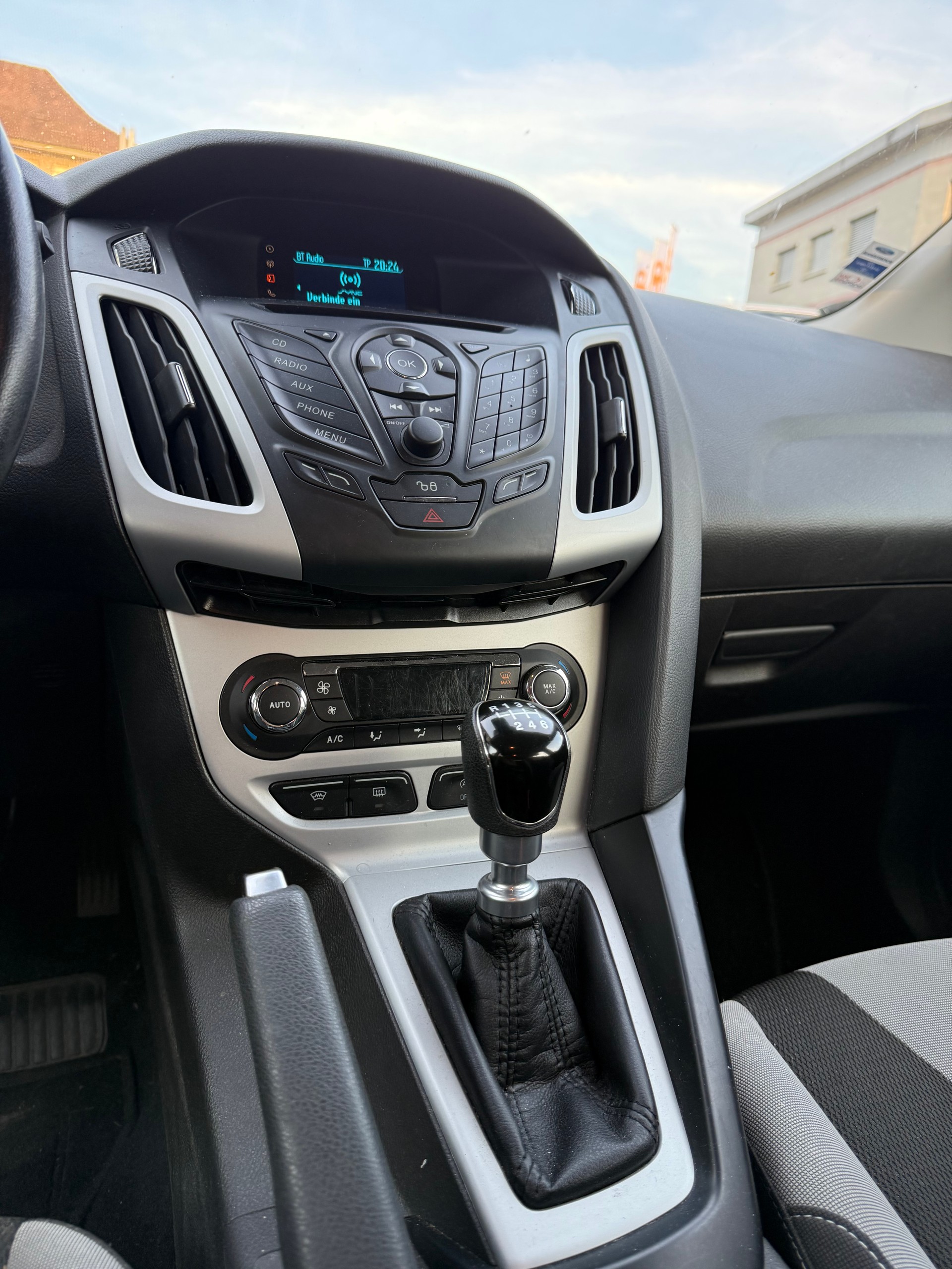 FORD Focus 1.0 SCTi Trend-image-6