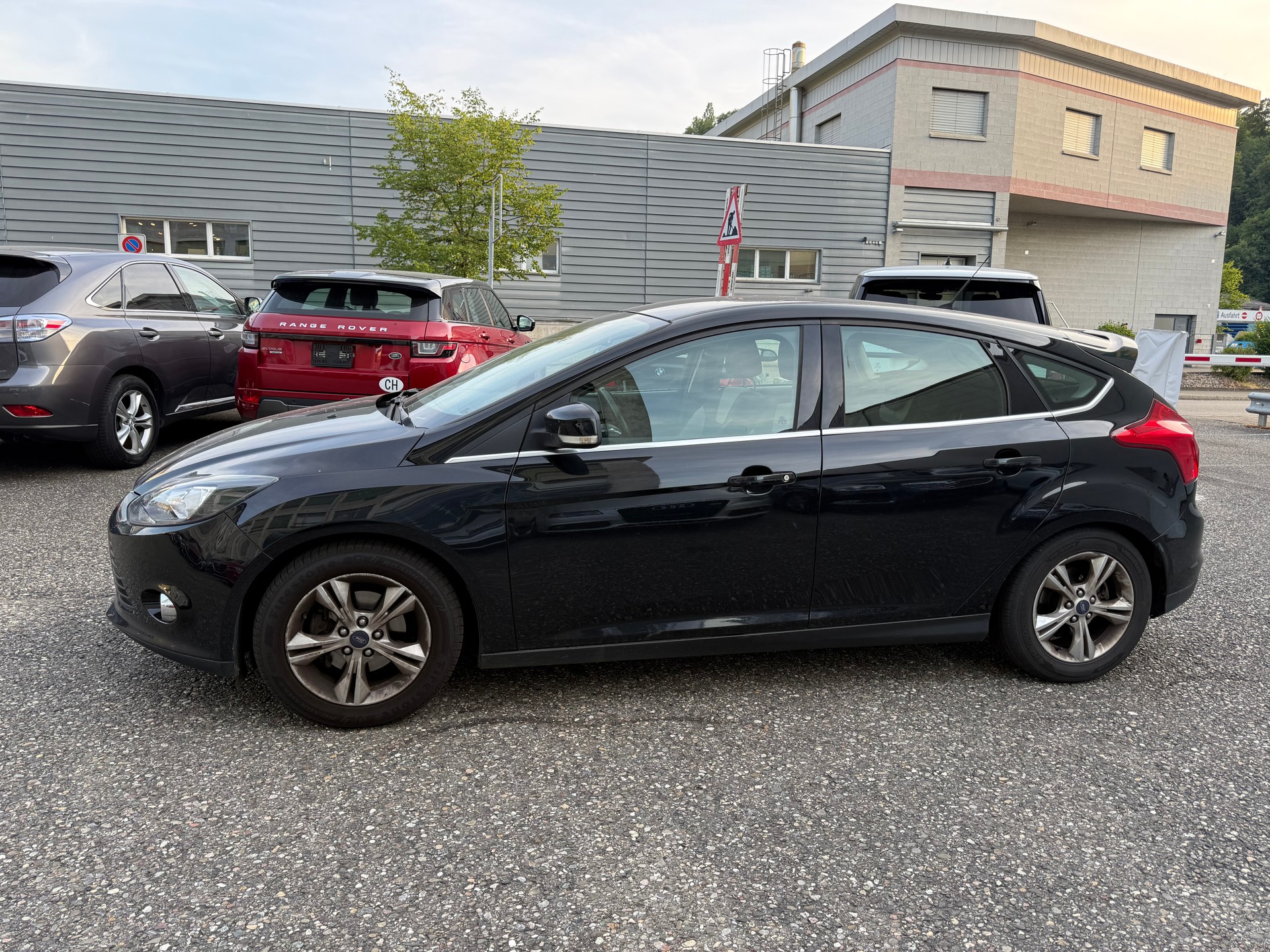 FORD Focus 1.0 SCTi Trend-image-2