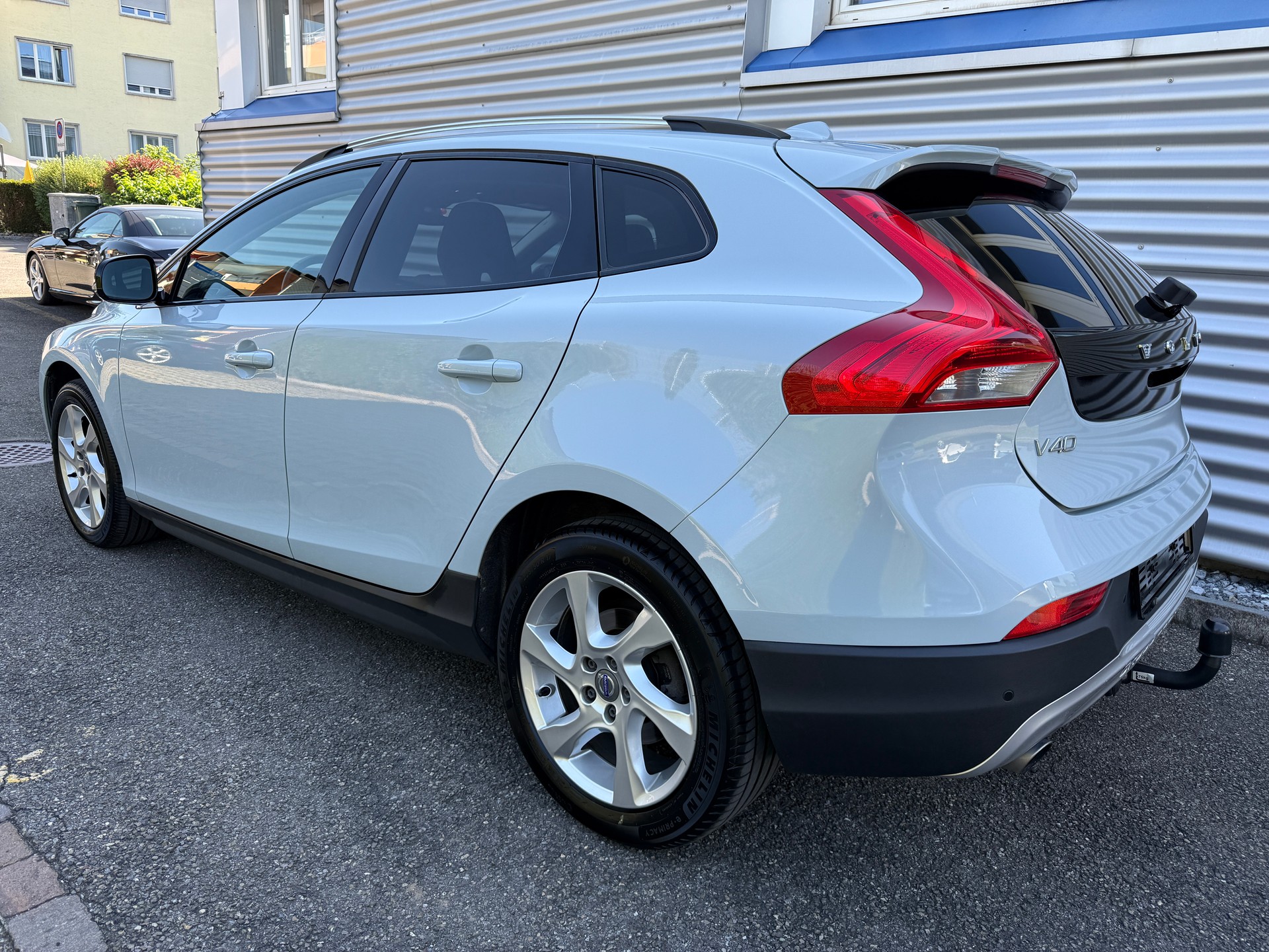 VOLVO V40 Cross Country T5 AWD Summum Geartronic-image-15
