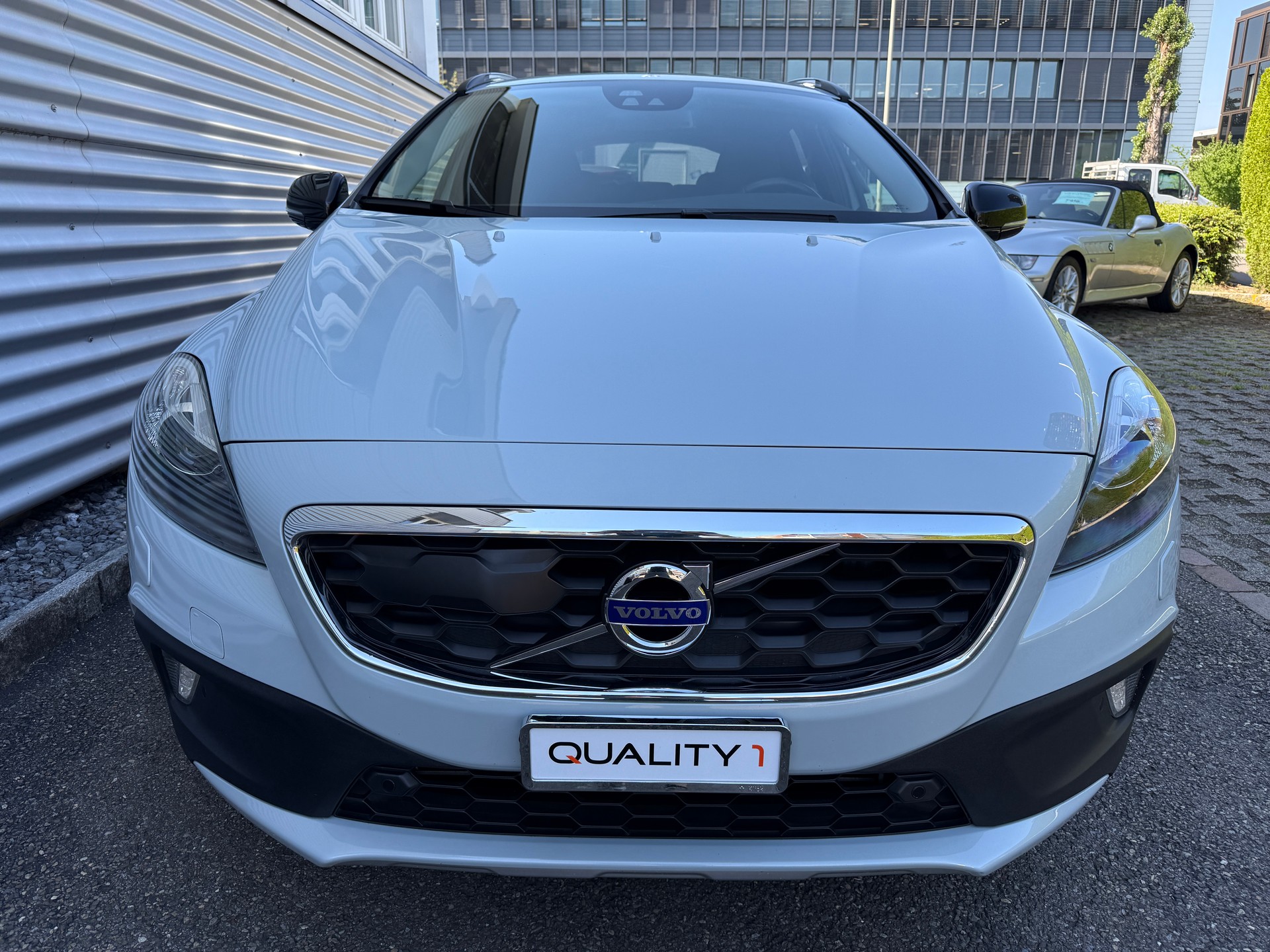 VOLVO V40 Cross Country T5 AWD Summum Geartronic-image-9