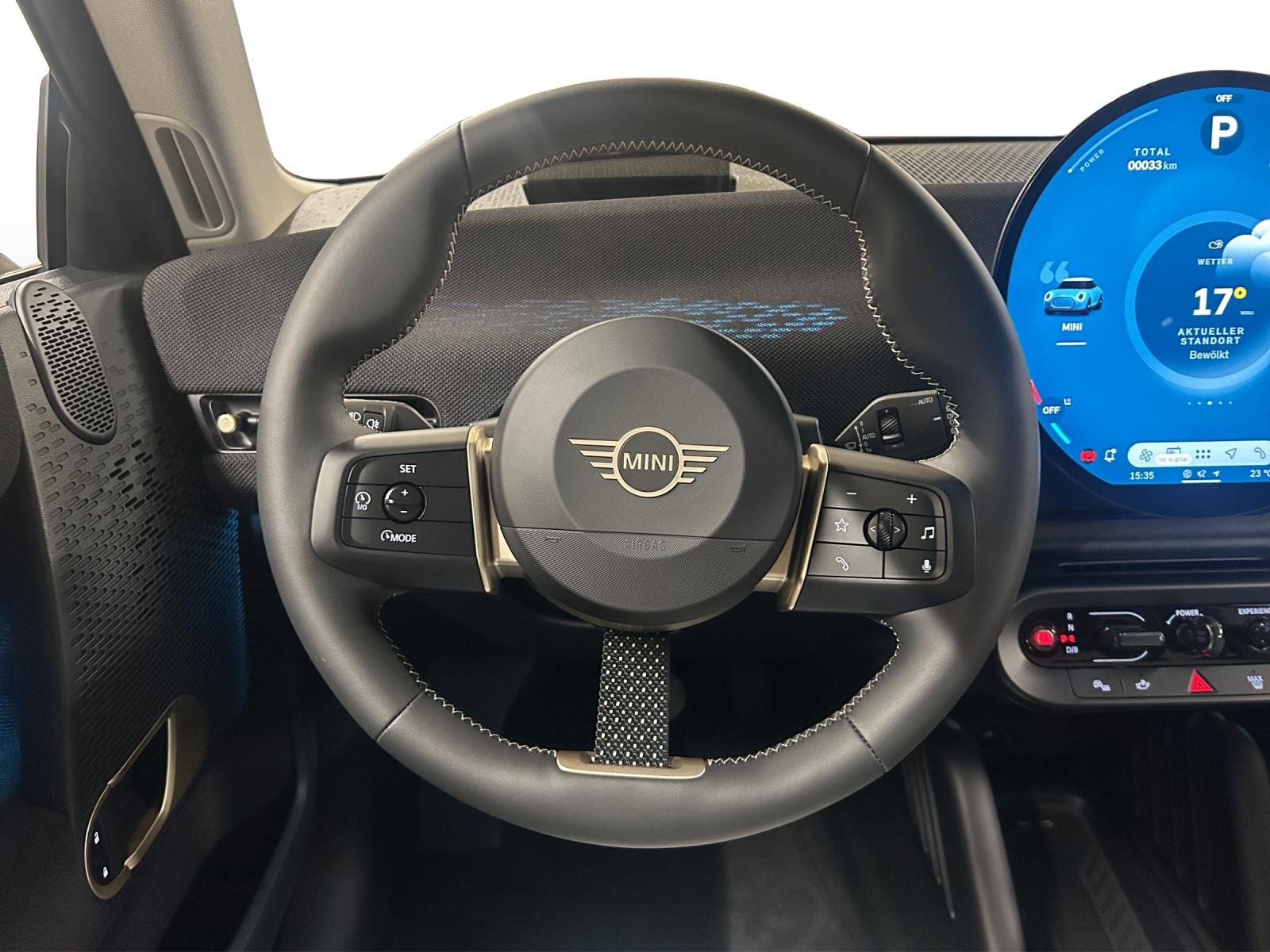 MINI Cooper SE J01-image-19