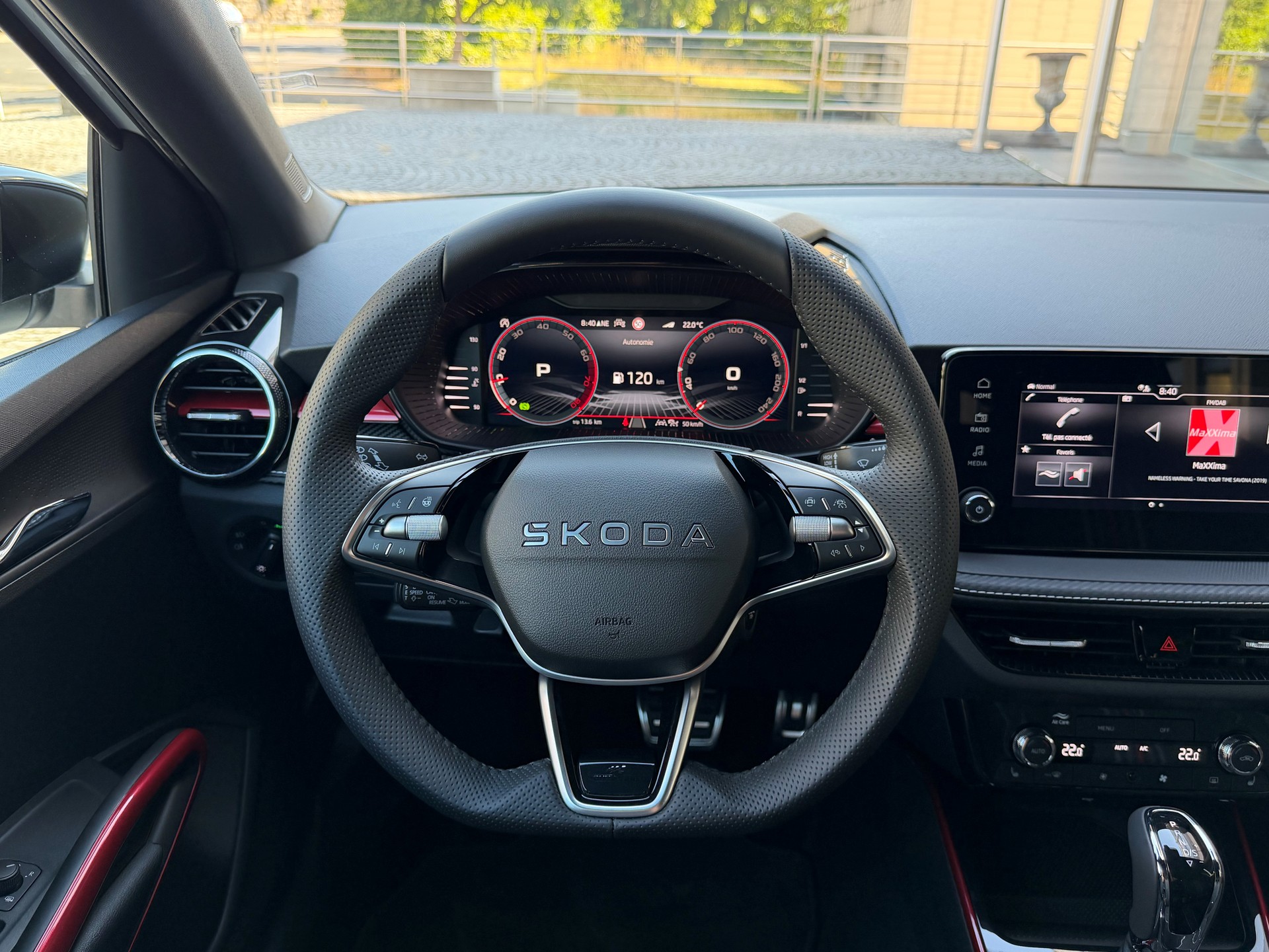 SKODA Fab. 1.0 TSI Mon. Car DSG-image-8