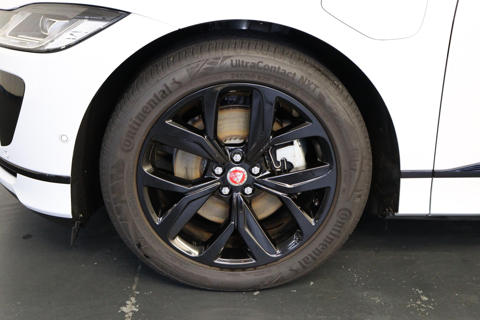 JAGUAR I-Pace EV400 Black AWD-image-12
