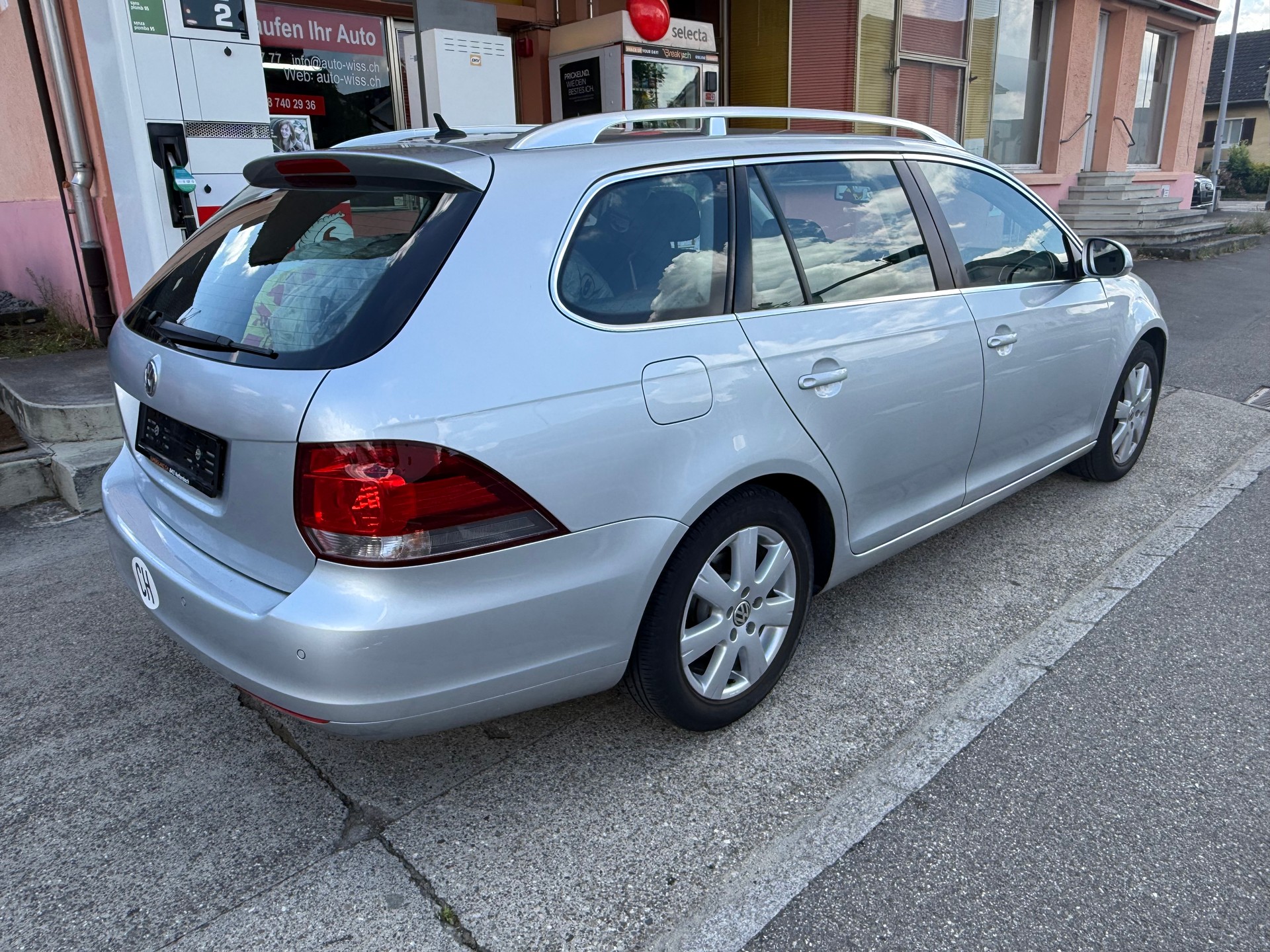 VW Golf Variant 1.4 TSI Trendline DSG-showroom-element-3