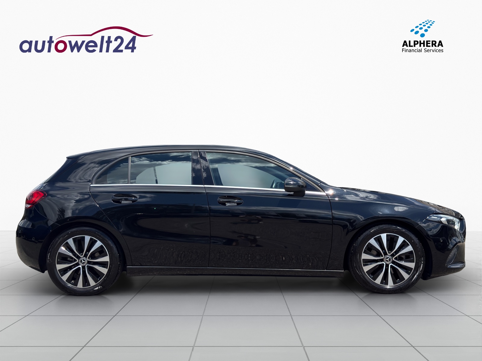 MERCEDES-BENZ A 180 Style 7G-DCT-showroom-element-3