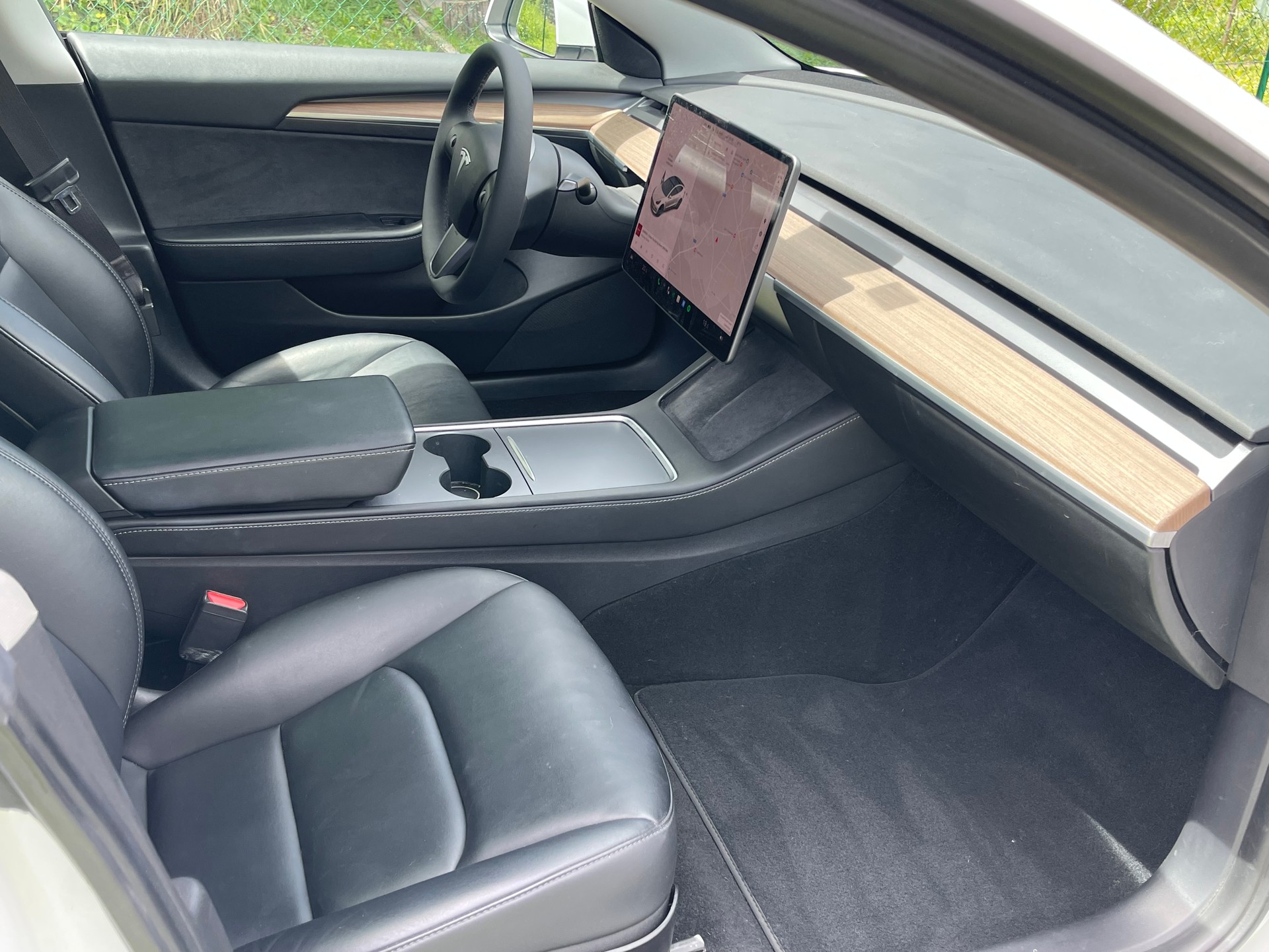 TESLA Model 3 Long Range Dual Motor AWD-image-7