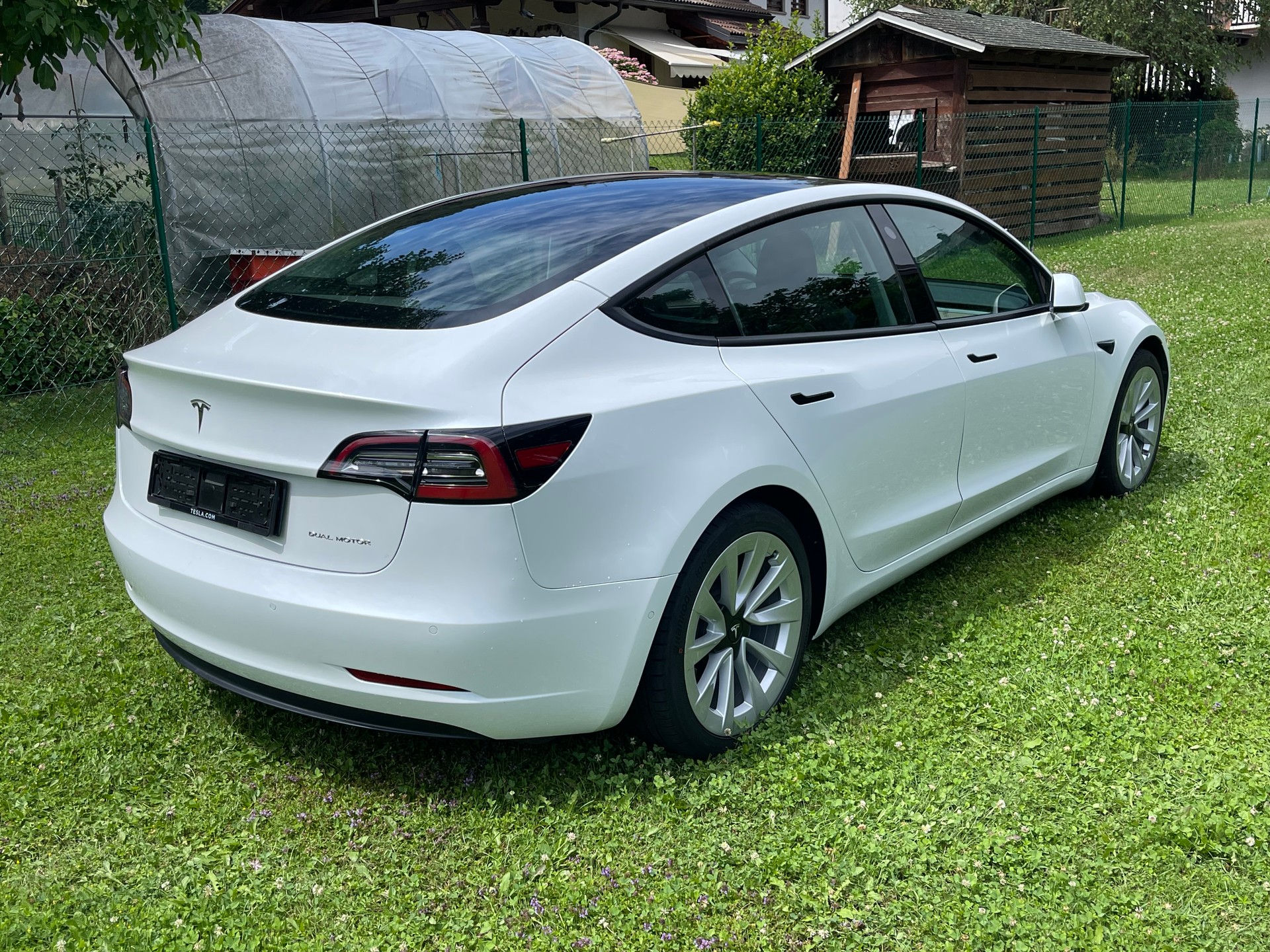 TESLA Model 3 Long Range Dual Motor AWD-image-5