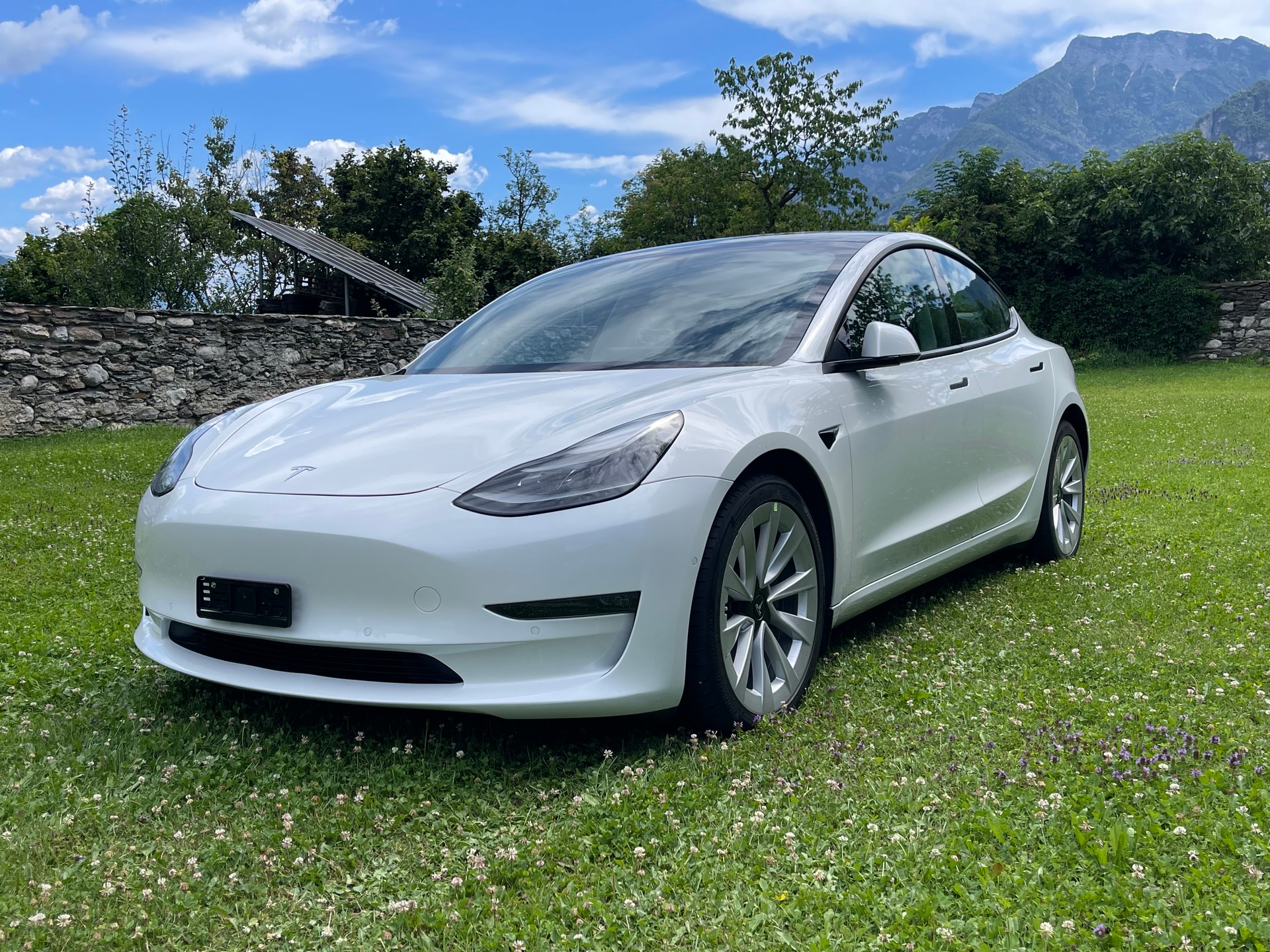 TESLA Model 3 Long Range Dual Motor AWD-image-0