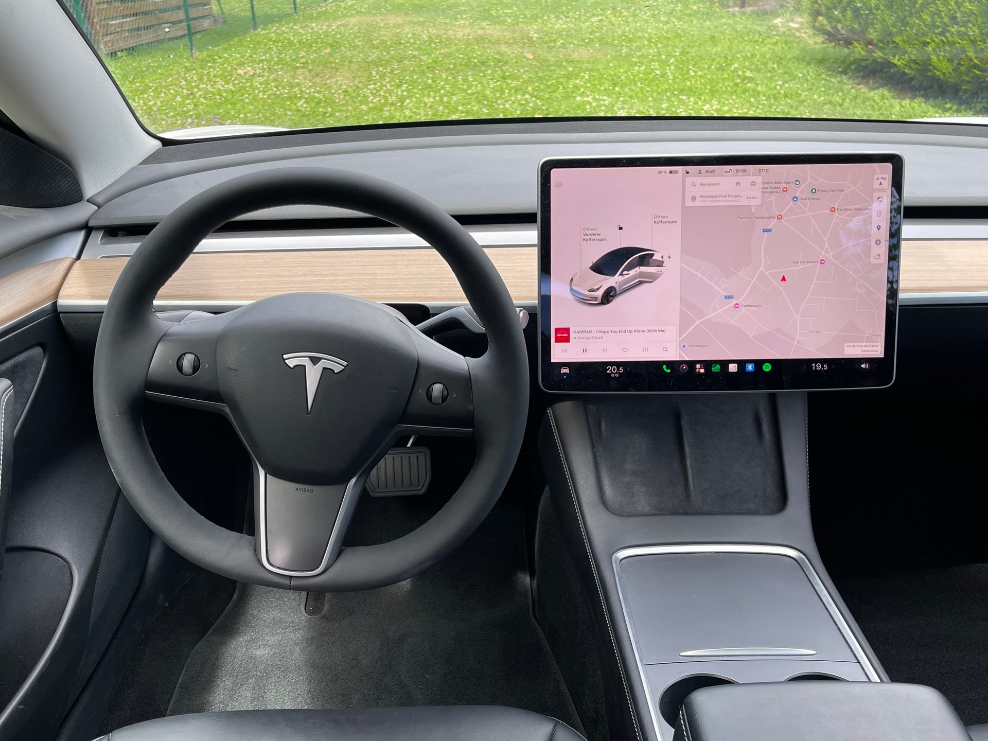 TESLA Model 3 Long Range Dual Motor AWD-image-9
