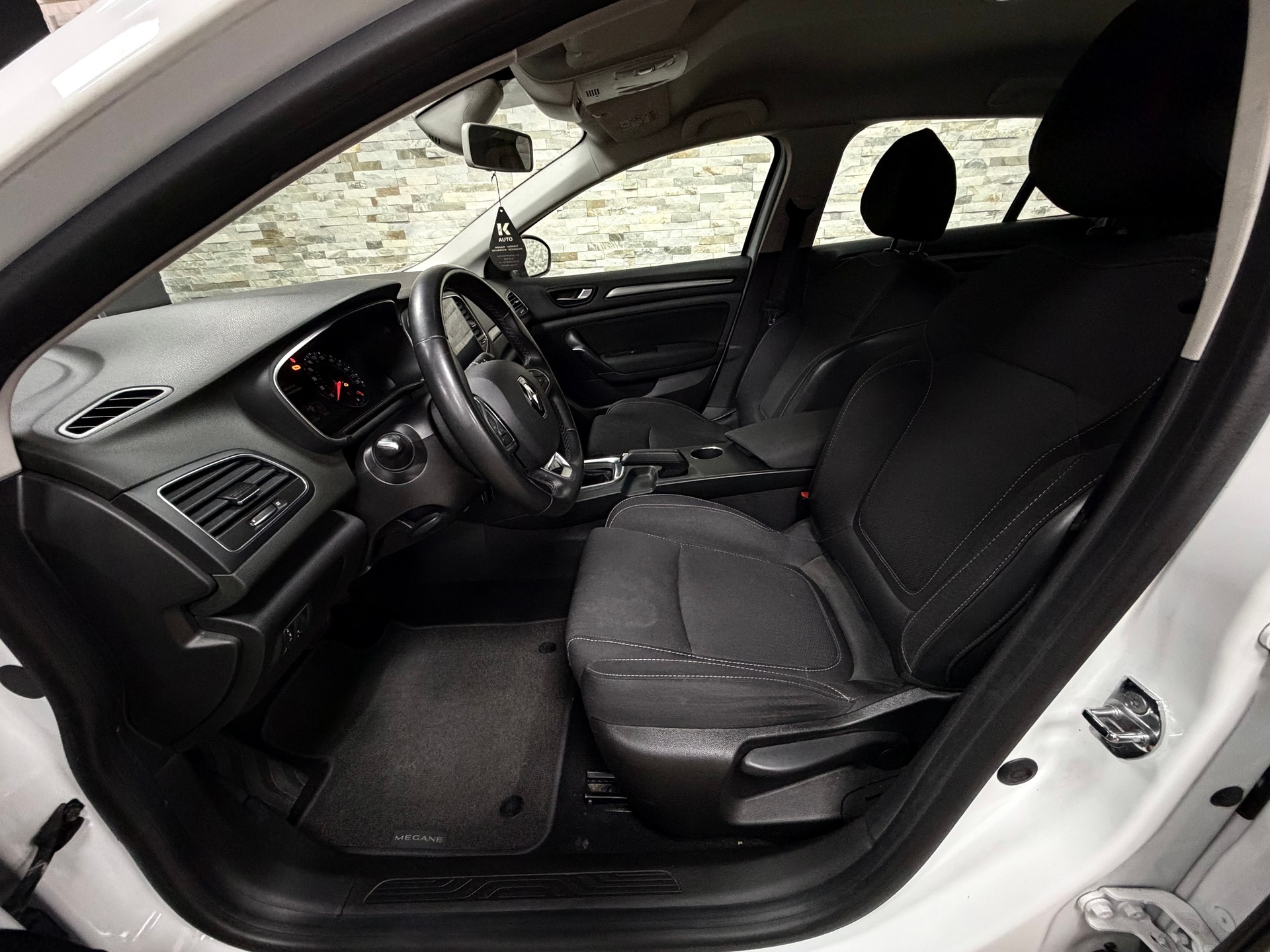 RENAULT Mégane Grandtour 1.5 dCi Business EDC-image-8