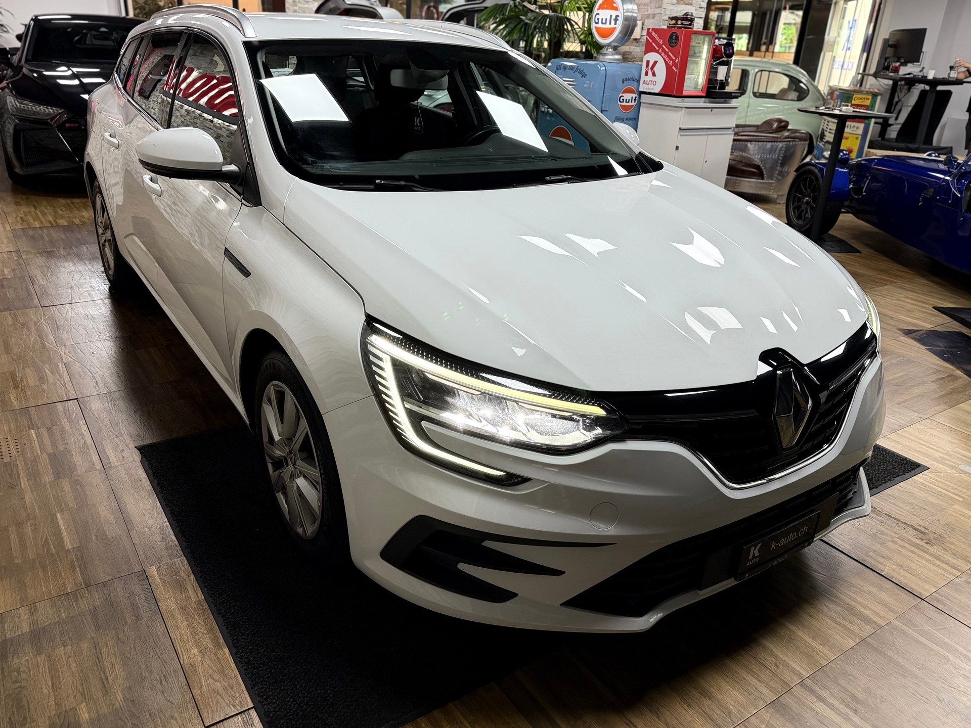 RENAULT Mégane Grandtour 1.5 dCi Business EDC-image-5