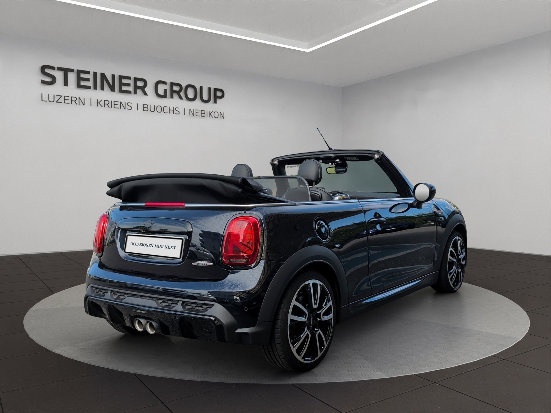 MINI Cooper John Cooper Works Cabriolet Steptronic-image-3