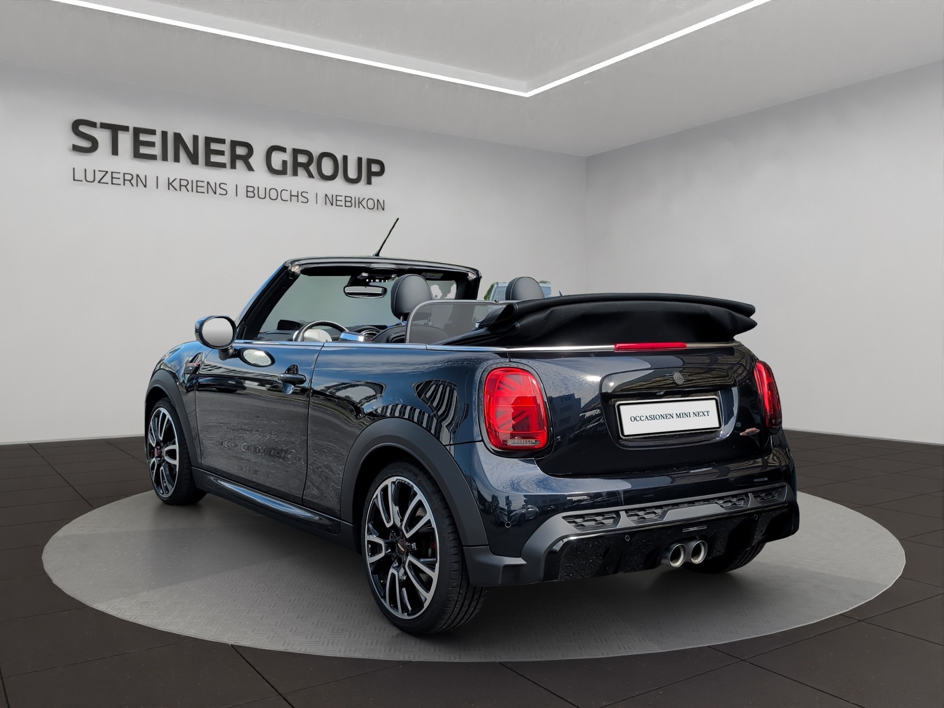 MINI Cooper John Cooper Works Cabriolet Steptronic-image-5