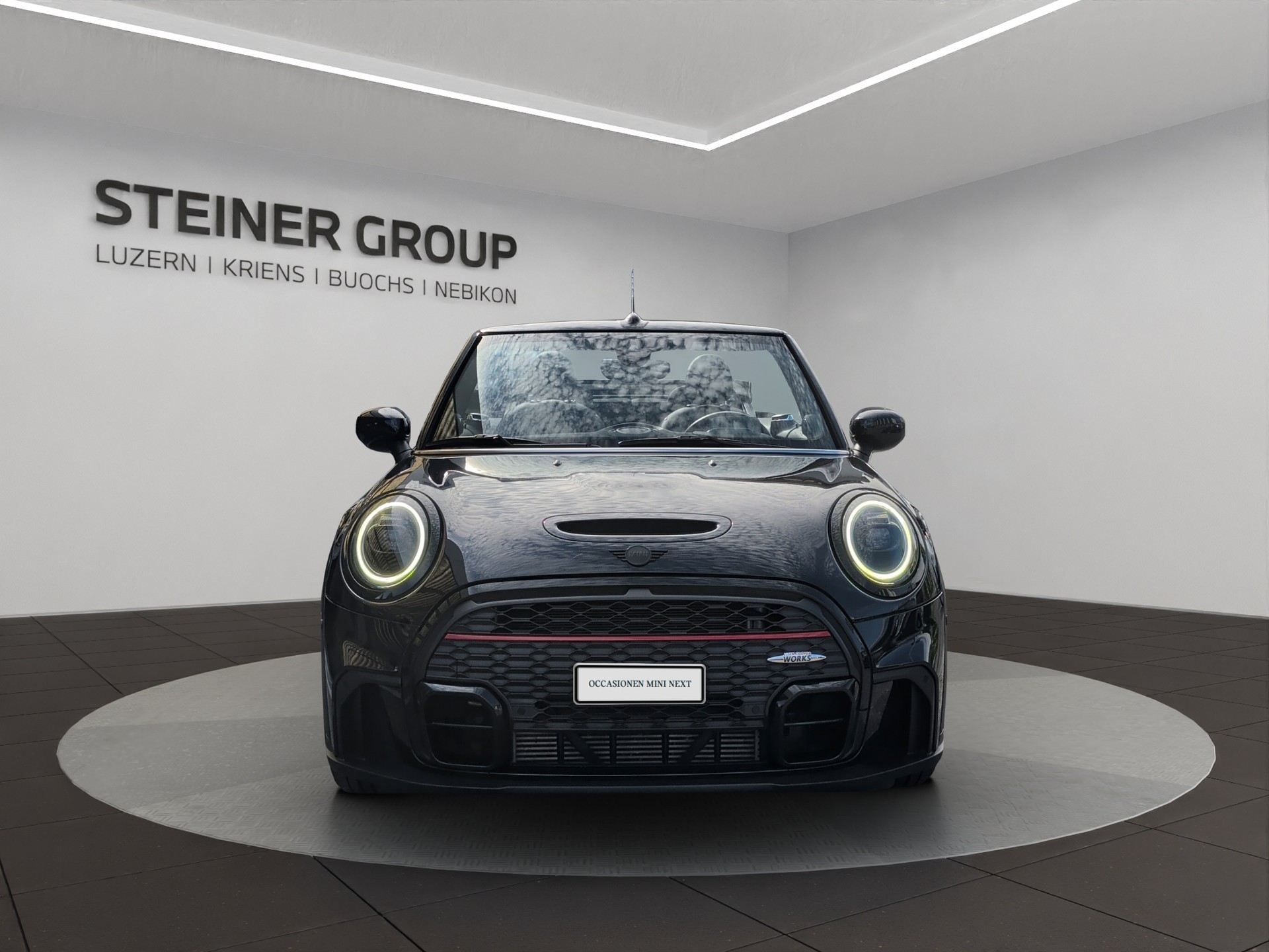 MINI Cooper John Cooper Works Cabriolet Steptronic-image-1