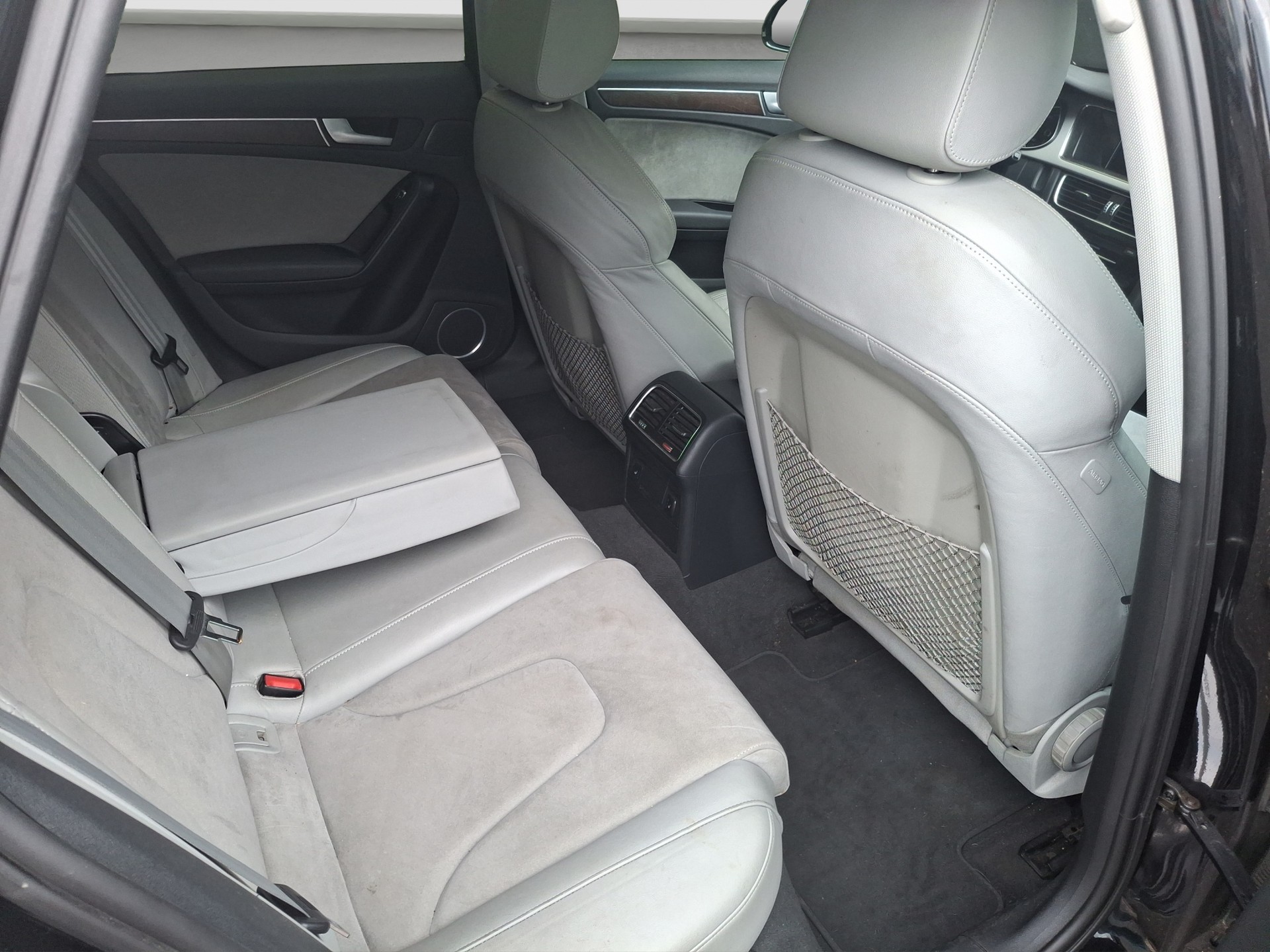 AUDI A4 allroad 2.0 TFSI quattro S-tronic-image-4