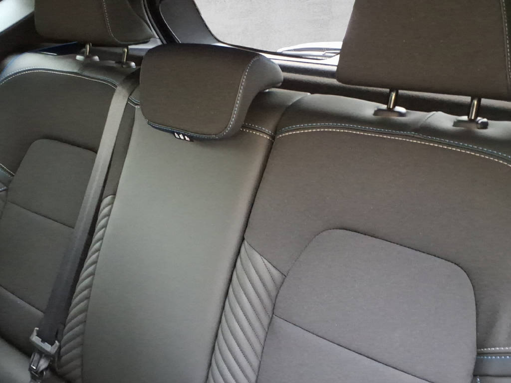 RENAULT Captur 1.3 TCe 140 esprit Alpine EDC-image-6